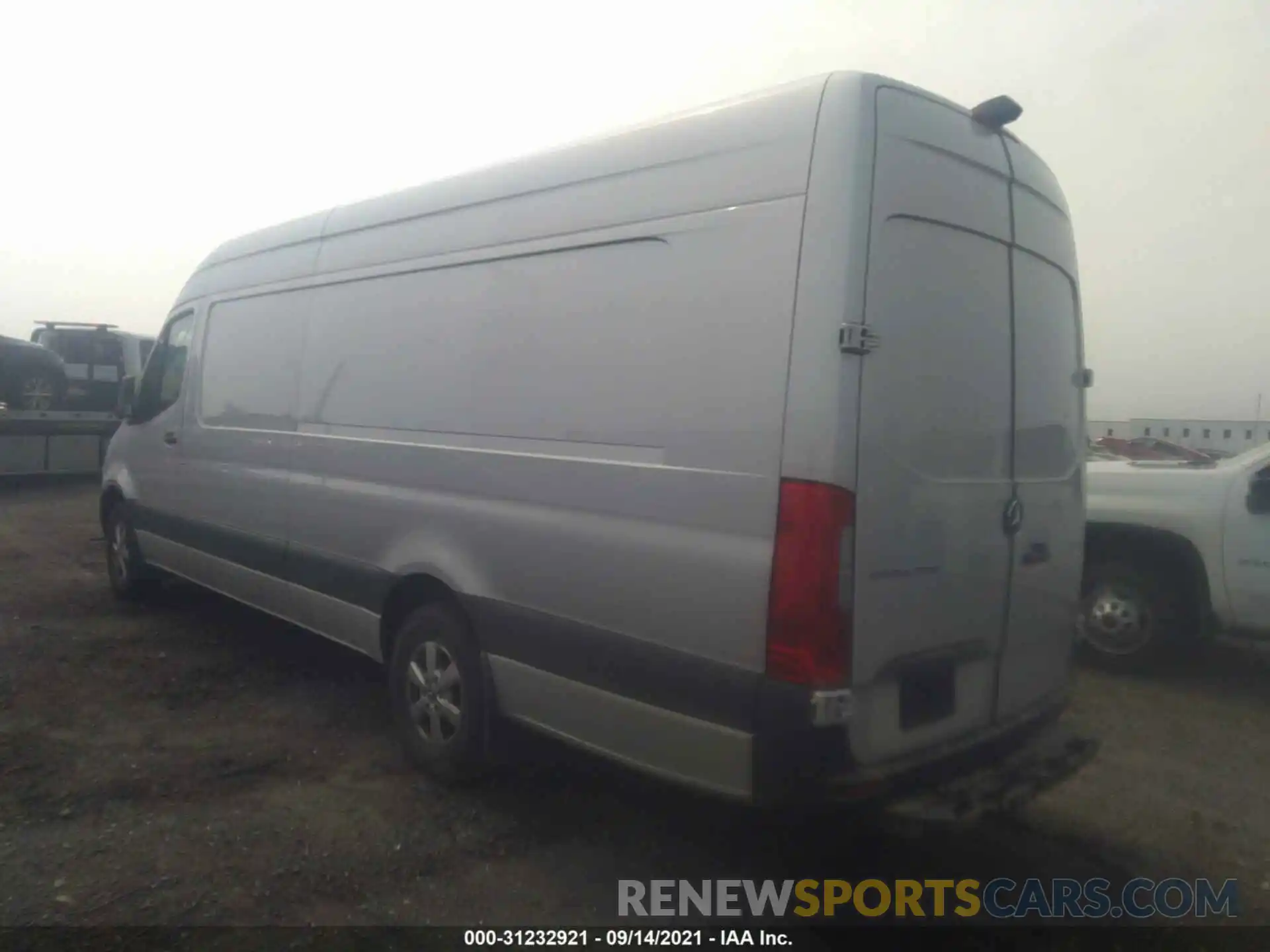 3 Photograph of a damaged car W1Y4EDHY4LT026801 MERCEDES-BENZ SPRINTER CARGO VAN 2020