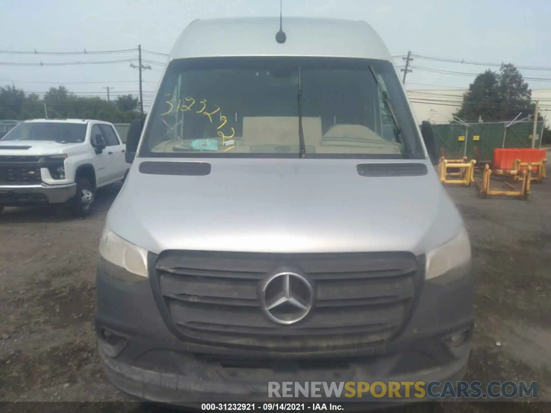 6 Photograph of a damaged car W1Y4EDHY4LT026801 MERCEDES-BENZ SPRINTER CARGO VAN 2020