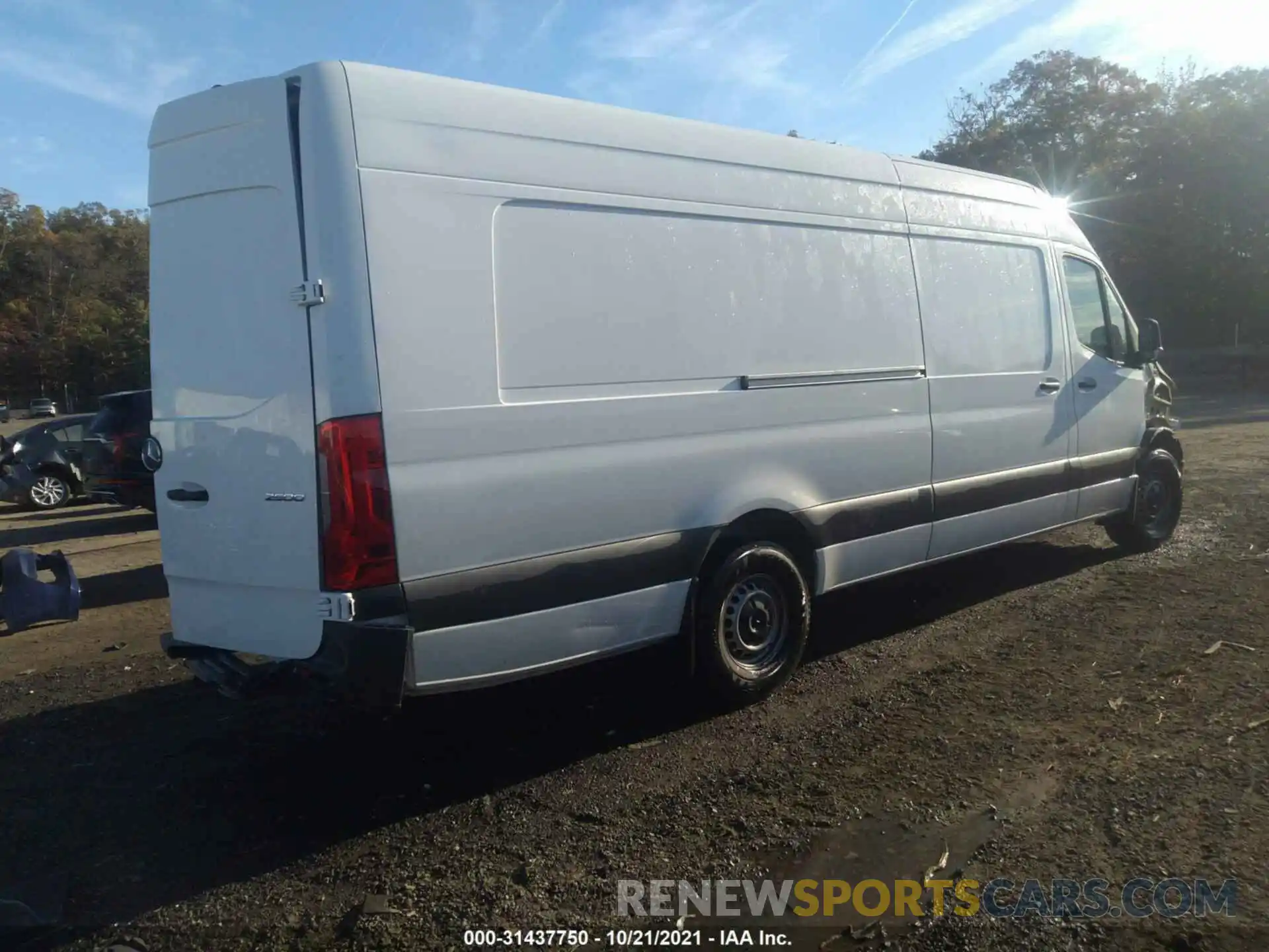 4 Photograph of a damaged car W1W4DDHY2MT047921 MERCEDES-BENZ SPRINTER CARGO VAN 2021