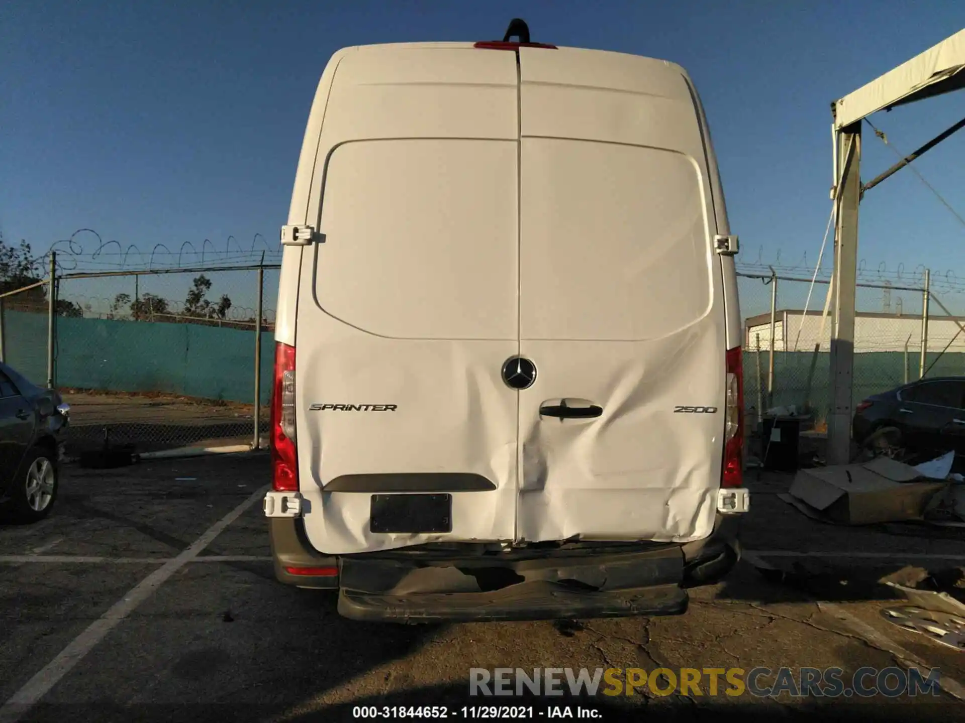 6 Photograph of a damaged car W1Y4DDHY6MT047928 MERCEDES-BENZ SPRINTER CARGO VAN 2021