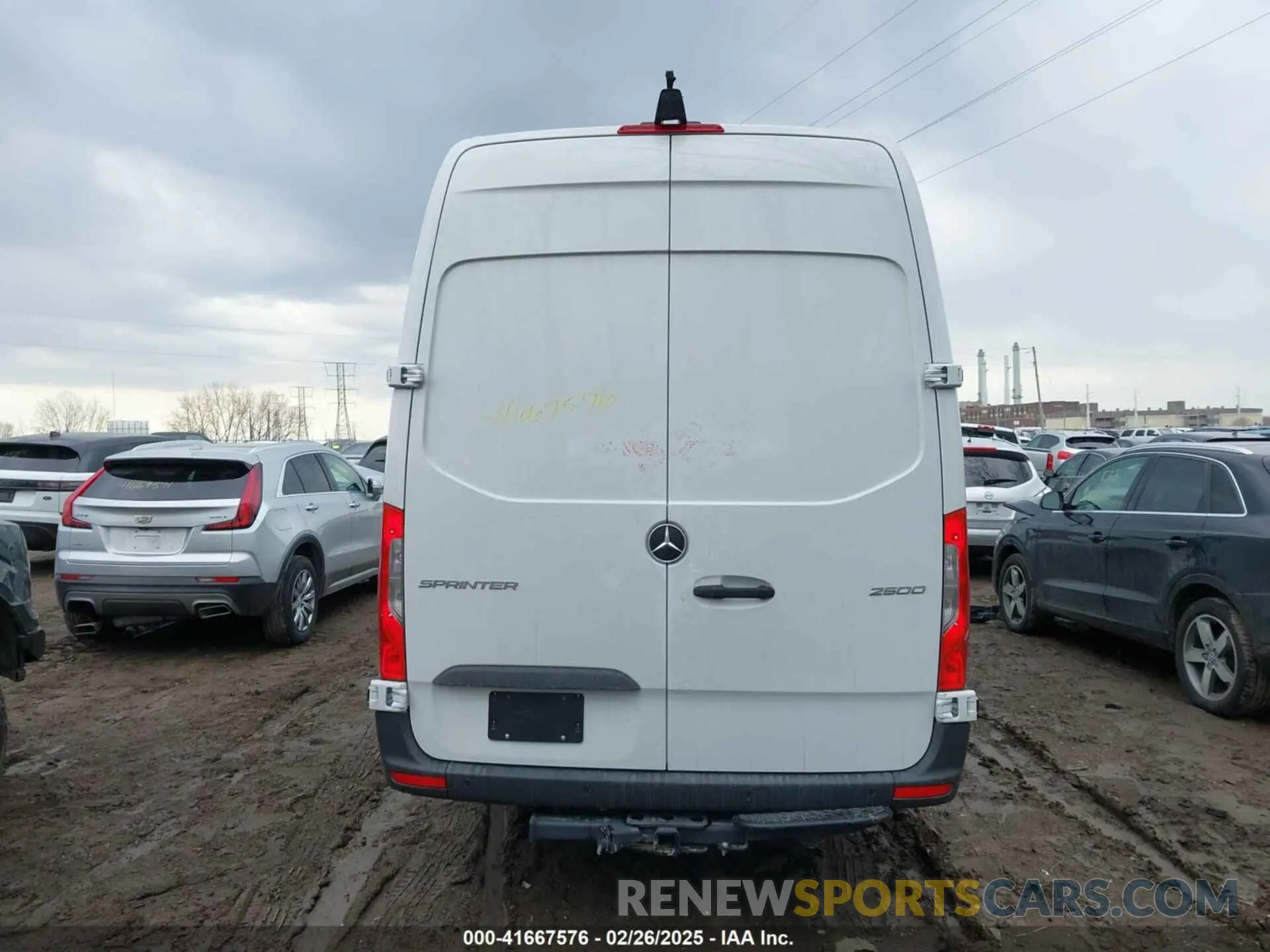 16 Photograph of a damaged car W1Y4NDHYXRP739025 MERCEDES-BENZ SPRINTER CARGO VAN 2024