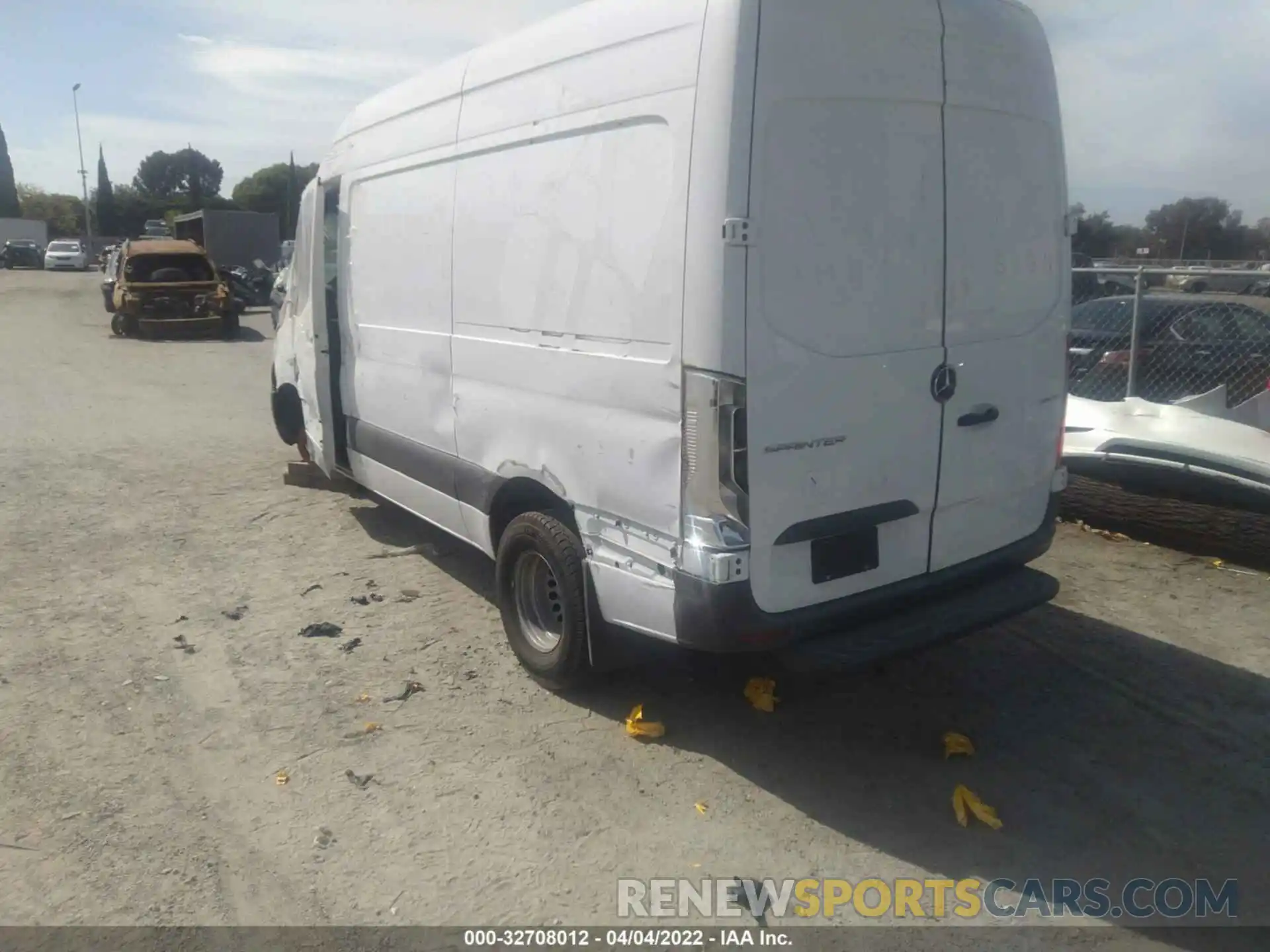 3 Photograph of a damaged car WD4PF0CD6KT013368 MERCEDES-BENZ SPRINTER VAN 2019