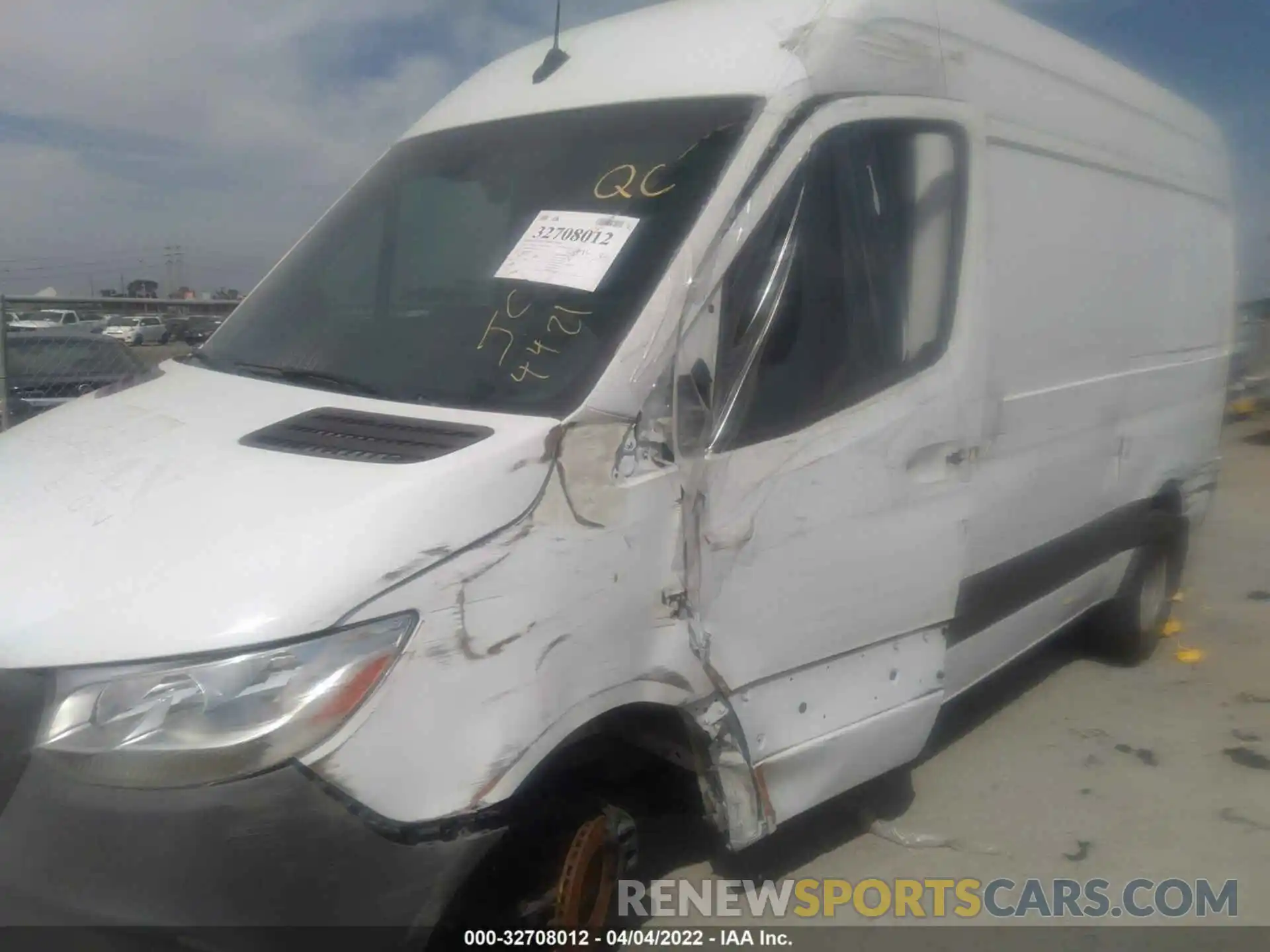 6 Photograph of a damaged car WD4PF0CD6KT013368 MERCEDES-BENZ SPRINTER VAN 2019