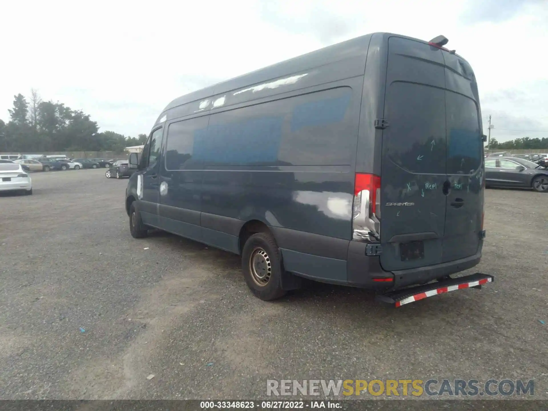 3 Photograph of a damaged car WD4PF1CDXKT006431 MERCEDES-BENZ SPRINTER VAN 2019