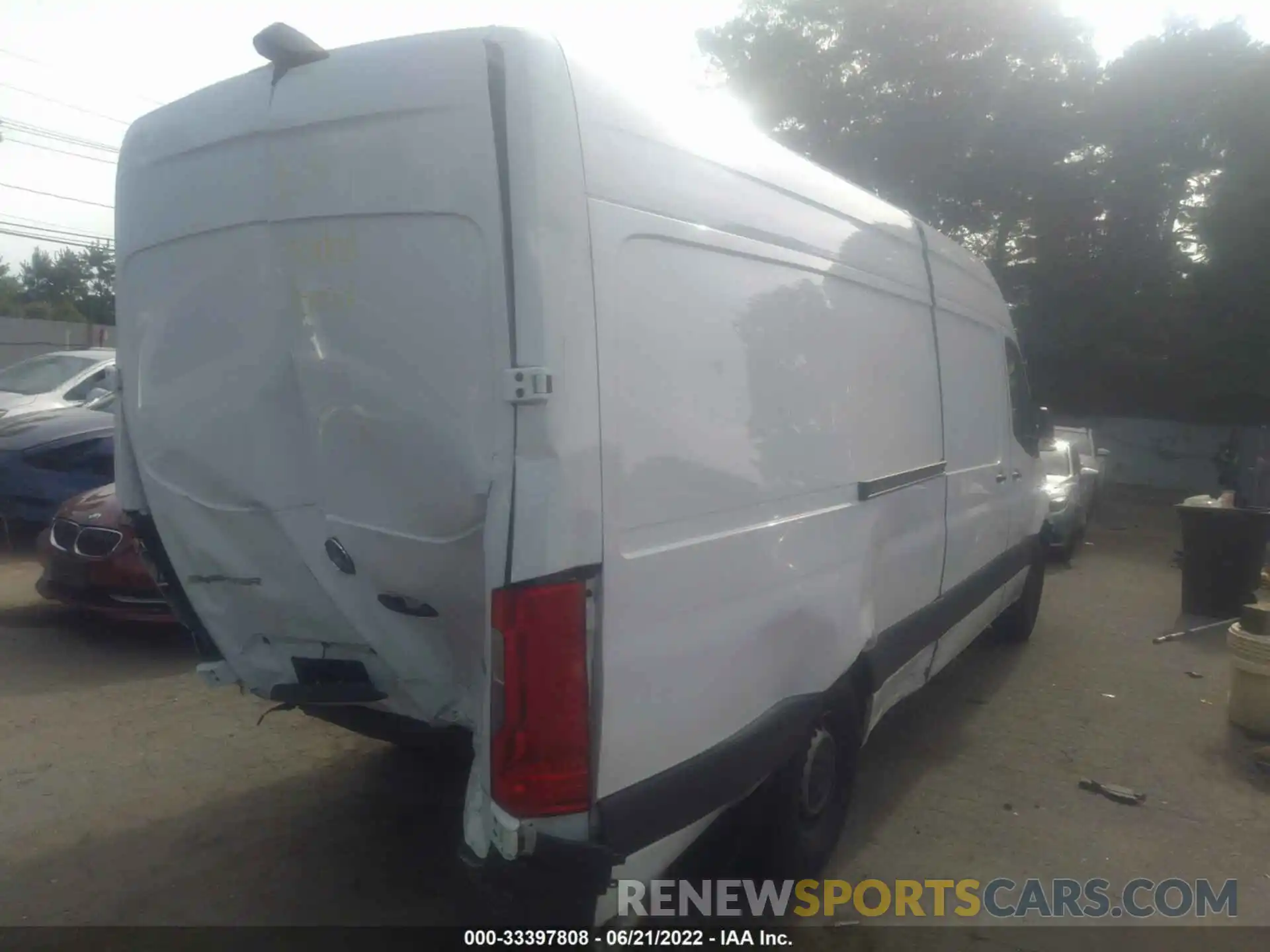 4 Photograph of a damaged car W1W40CHY7LT034148 MERCEDES-BENZ SPRINTER VAN 2020