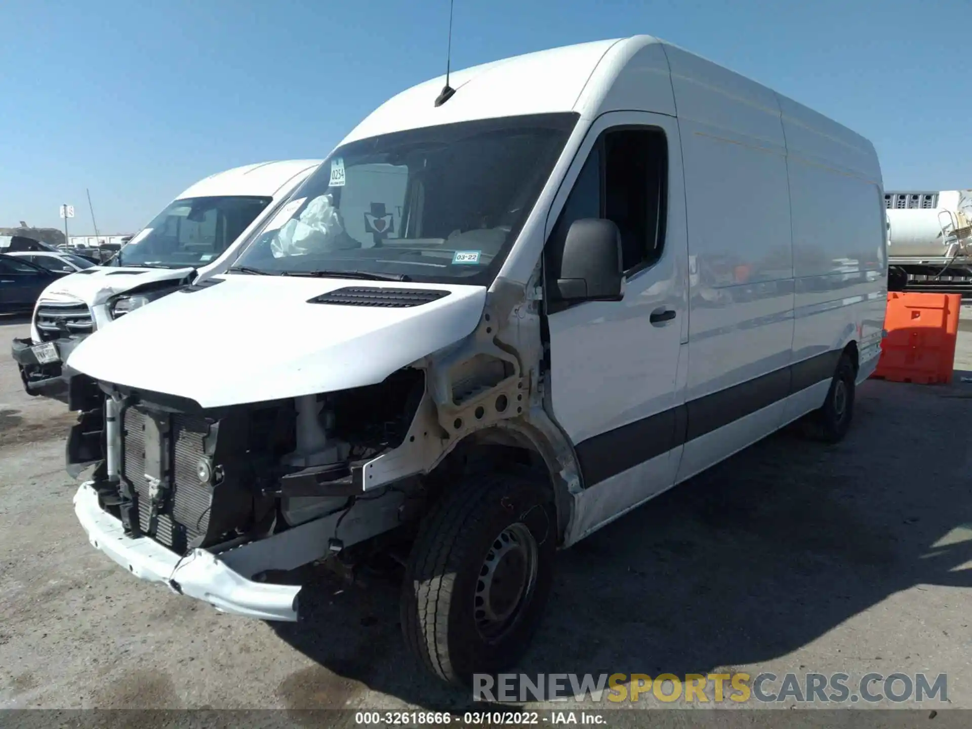 2 Photograph of a damaged car W1W4ECHY4LP309811 MERCEDES-BENZ SPRINTER VAN 2020