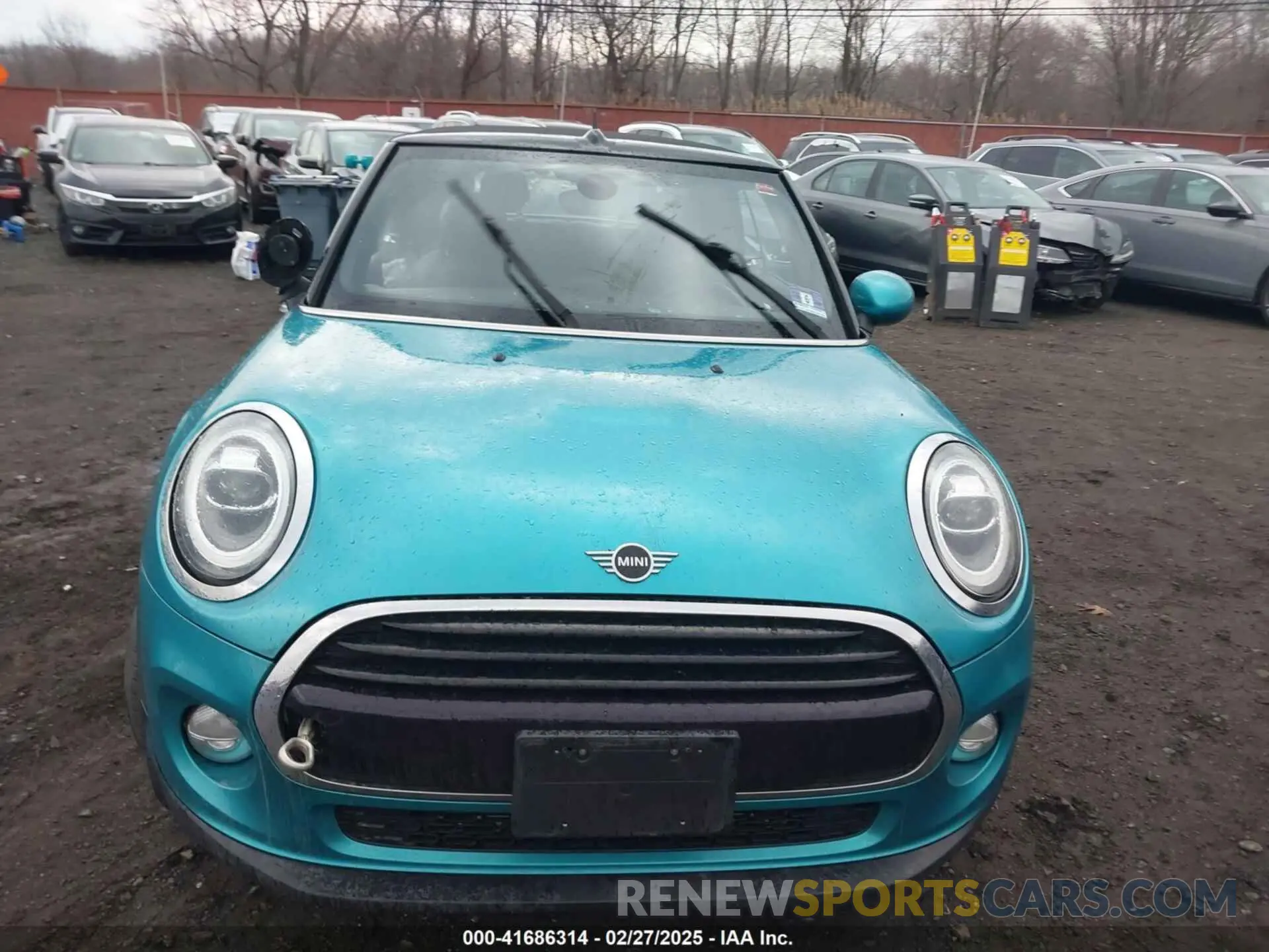 12 Photograph of a damaged car WMWWG5C52K3H08648 MINI CONVERTIBLE 2019