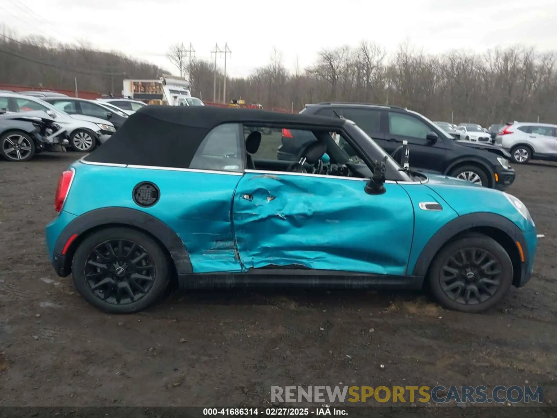 13 Photograph of a damaged car WMWWG5C52K3H08648 MINI CONVERTIBLE 2019