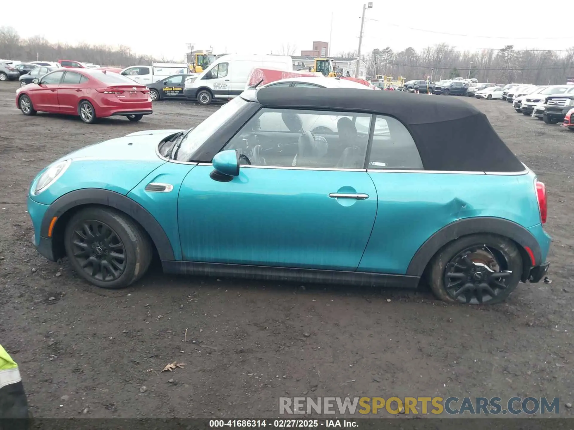 14 Photograph of a damaged car WMWWG5C52K3H08648 MINI CONVERTIBLE 2019