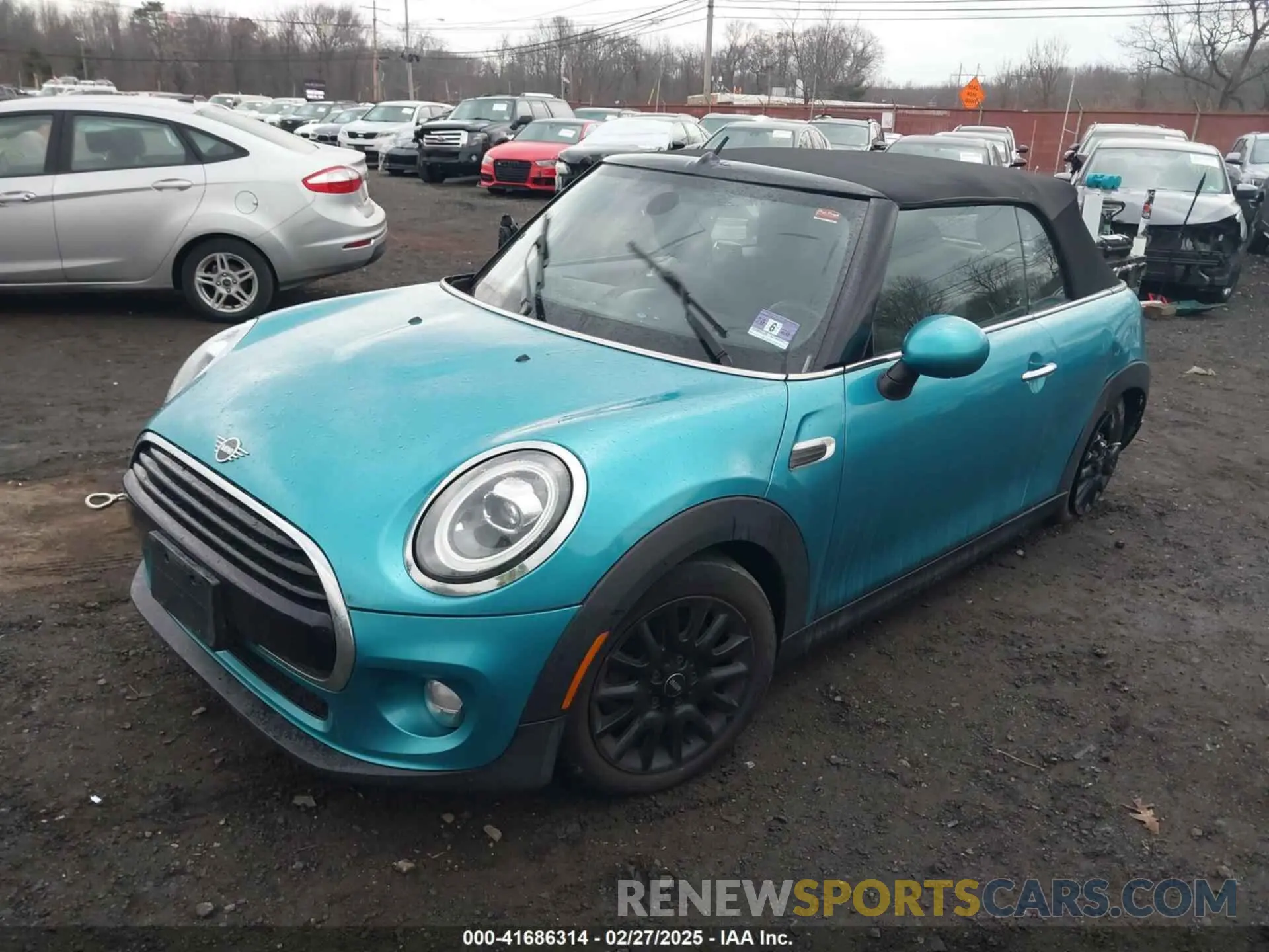 2 Photograph of a damaged car WMWWG5C52K3H08648 MINI CONVERTIBLE 2019