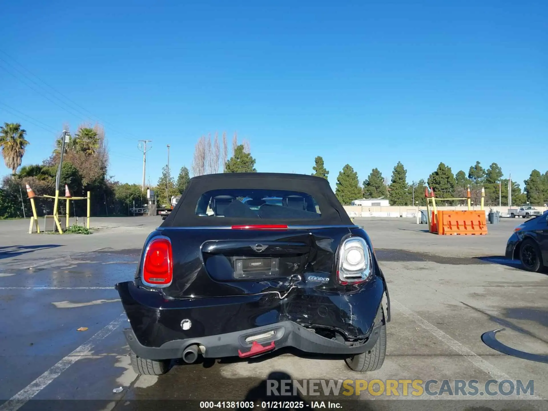 16 Photograph of a damaged car WMWWG5C59K3D01765 MINI CONVERTIBLE 2019