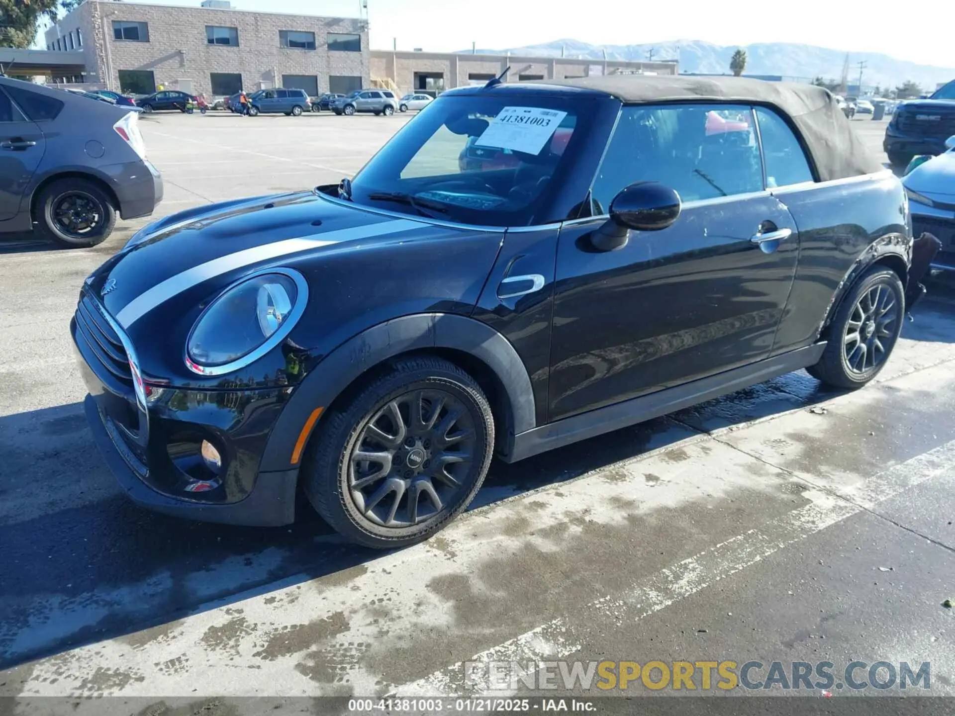 2 Photograph of a damaged car WMWWG5C59K3D01765 MINI CONVERTIBLE 2019