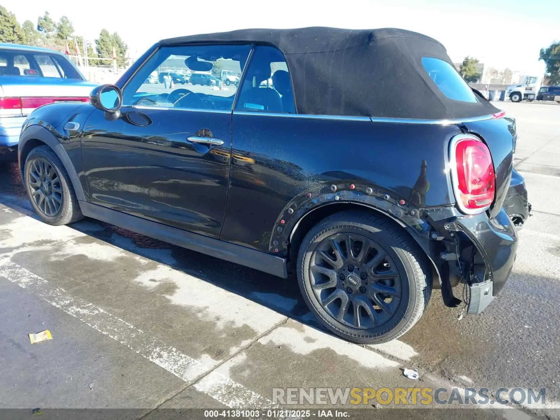 3 Photograph of a damaged car WMWWG5C59K3D01765 MINI CONVERTIBLE 2019