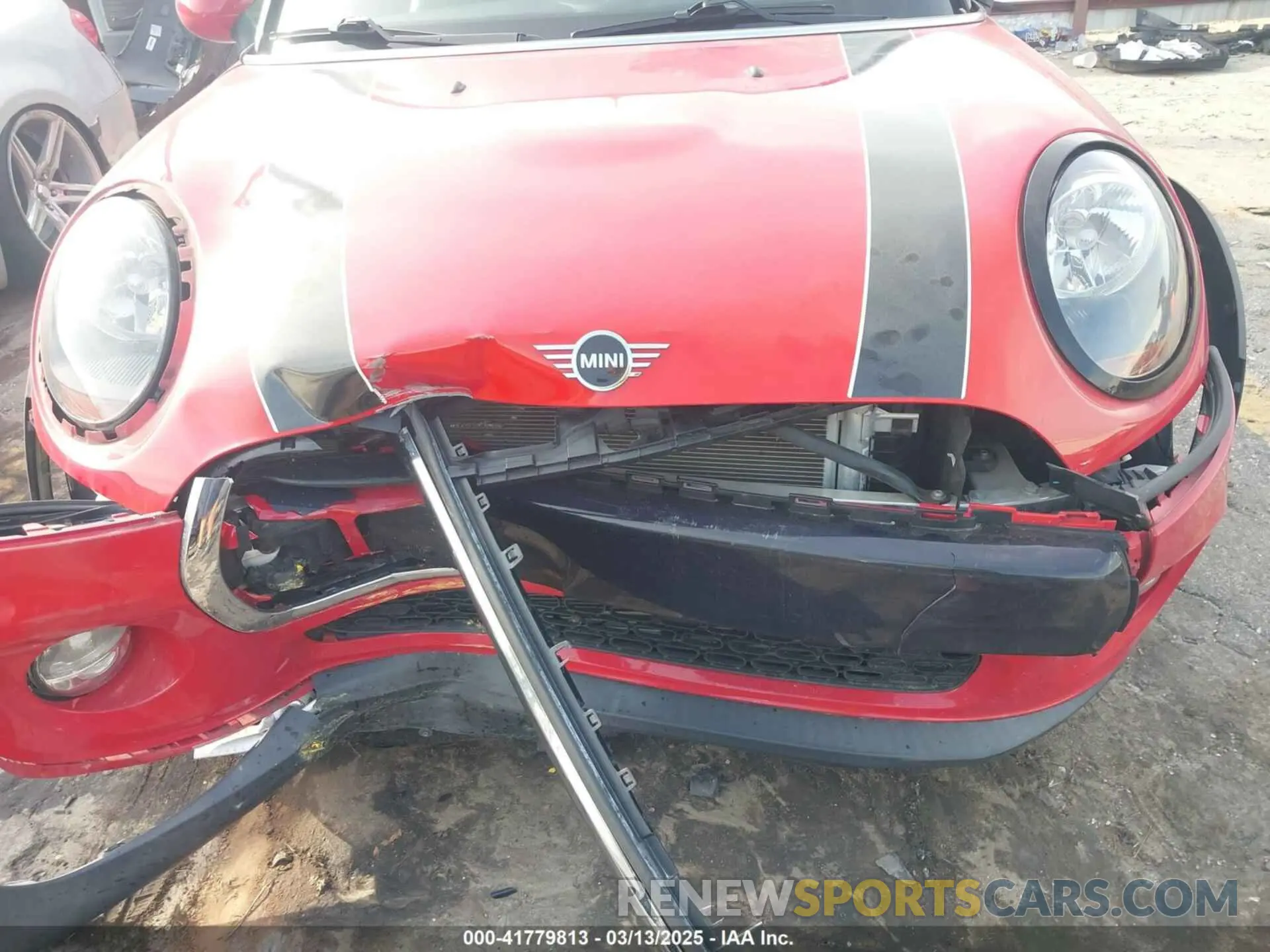 6 Photograph of a damaged car WMWWG5C59K3F79792 MINI CONVERTIBLE 2019