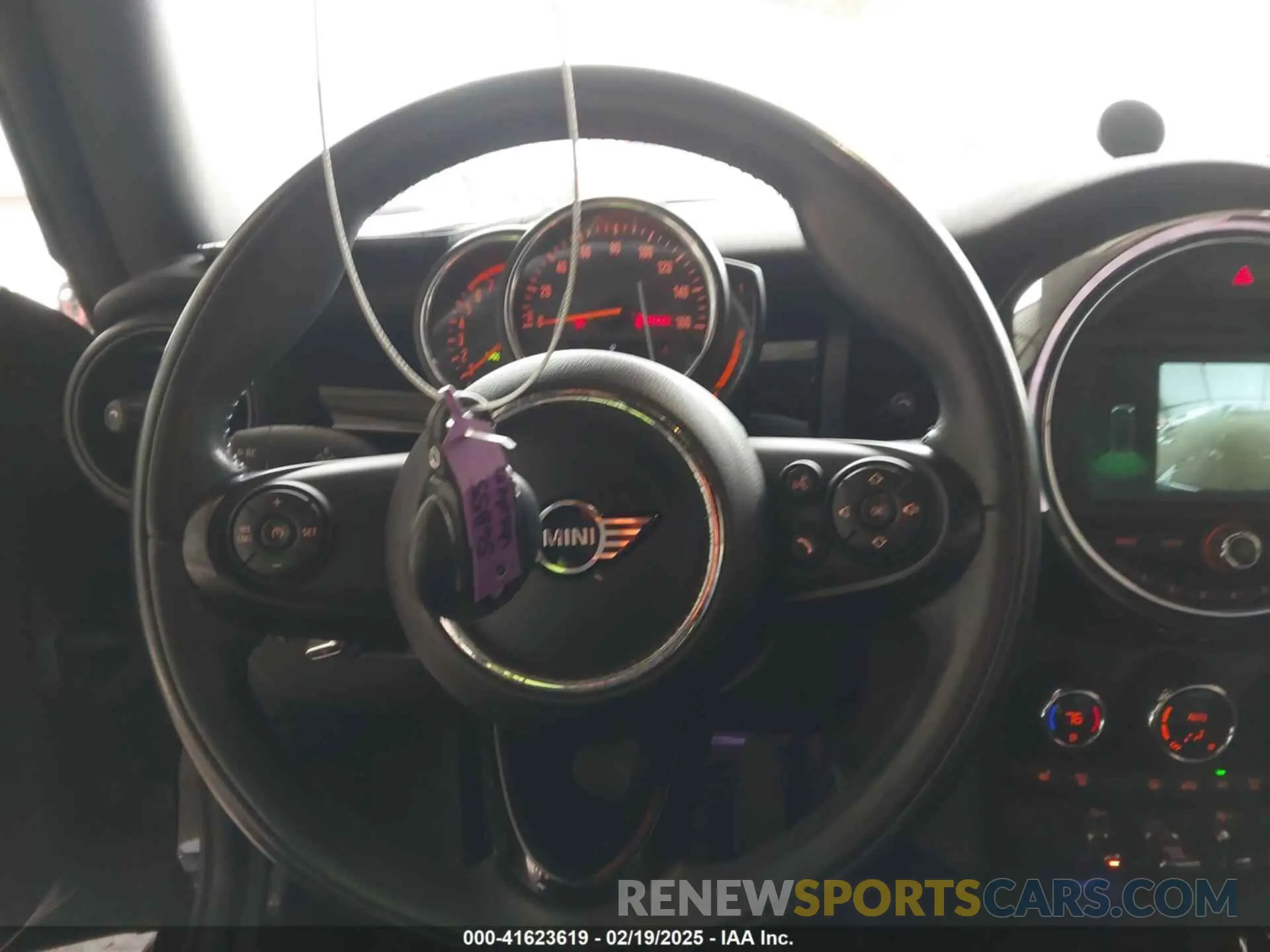 11 Photograph of a damaged car WMWWG5C5XK3H08526 MINI CONVERTIBLE 2019