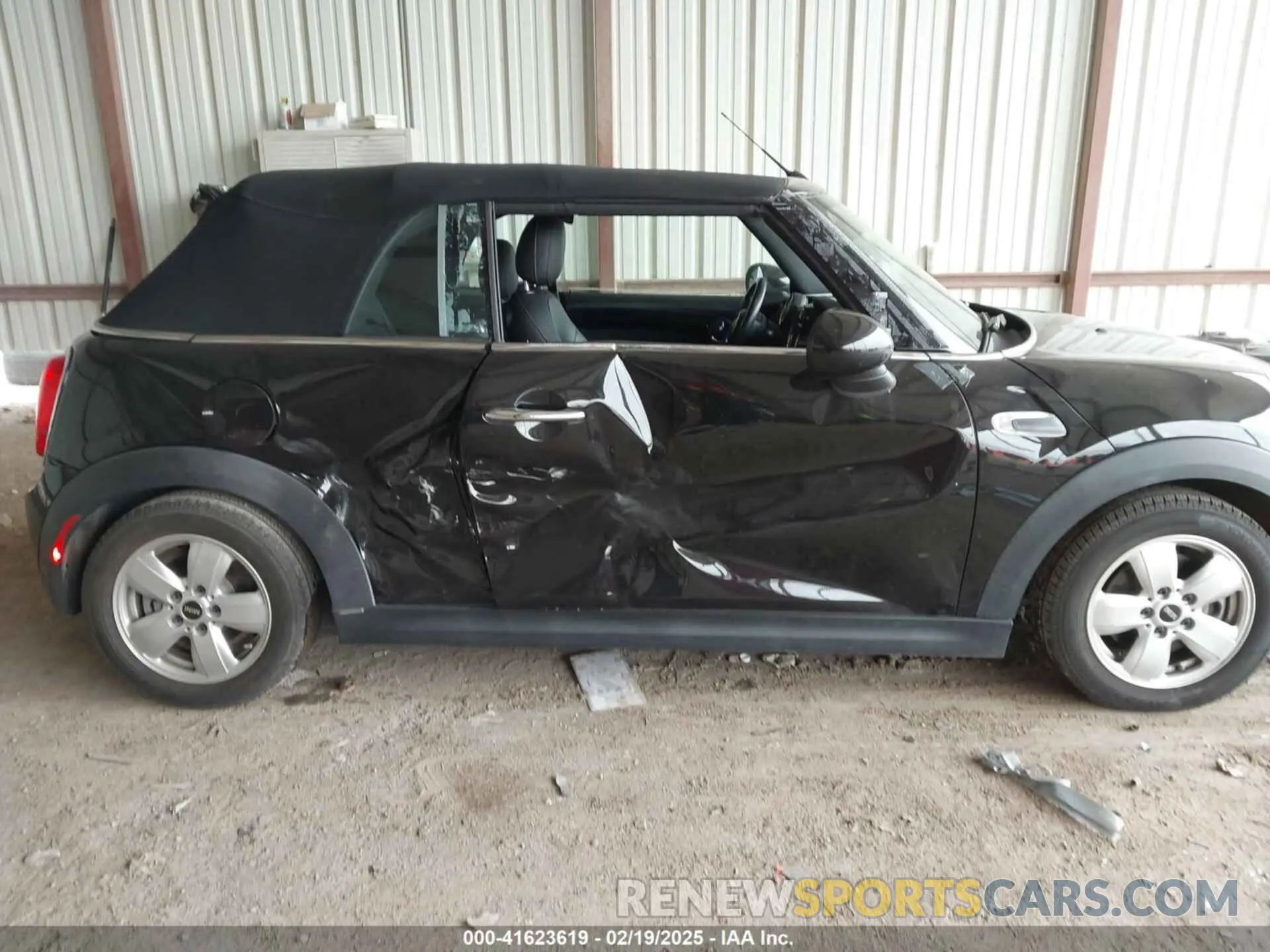 6 Photograph of a damaged car WMWWG5C5XK3H08526 MINI CONVERTIBLE 2019