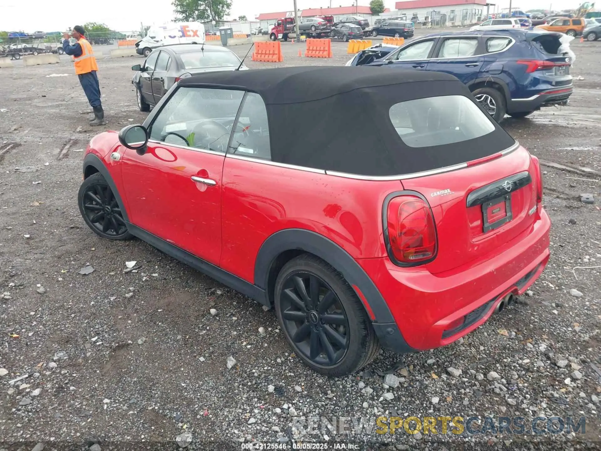 3 Photograph of a damaged car WMWWG9C51K3E39565 MINI CONVERTIBLE 2019