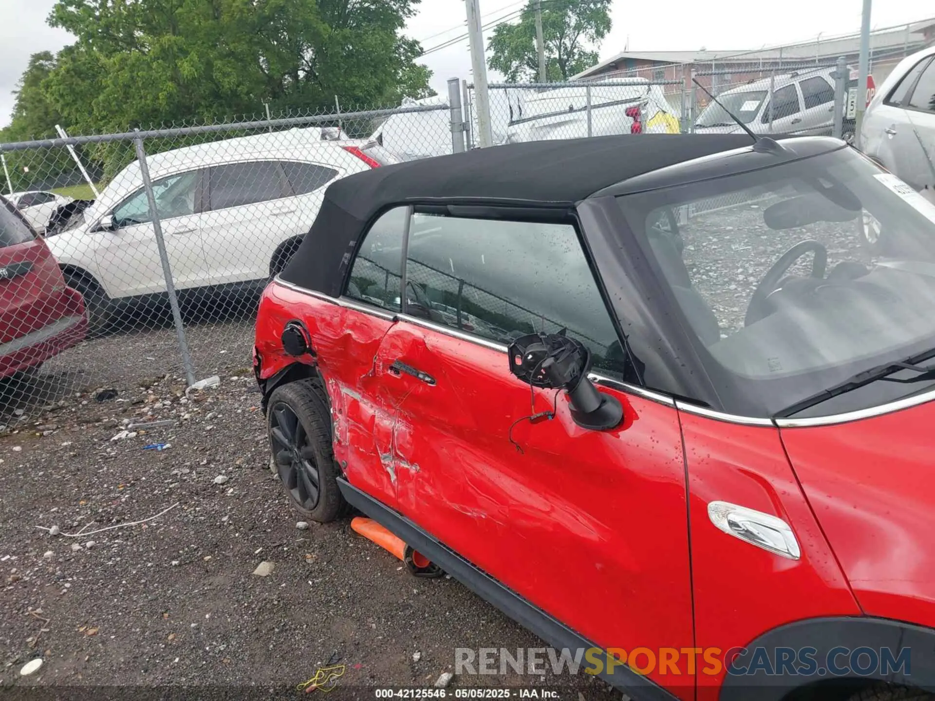6 Photograph of a damaged car WMWWG9C51K3E39565 MINI CONVERTIBLE 2019