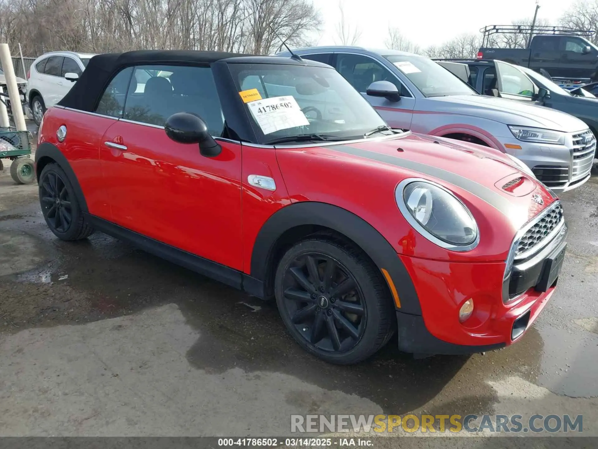 1 Photograph of a damaged car WMWWG9C55K3E40928 MINI CONVERTIBLE 2019