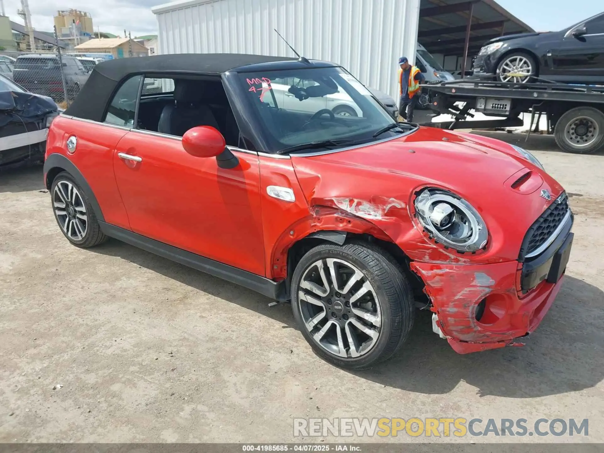 1 Photograph of a damaged car WMWWG9C58K3E40700 MINI CONVERTIBLE 2019