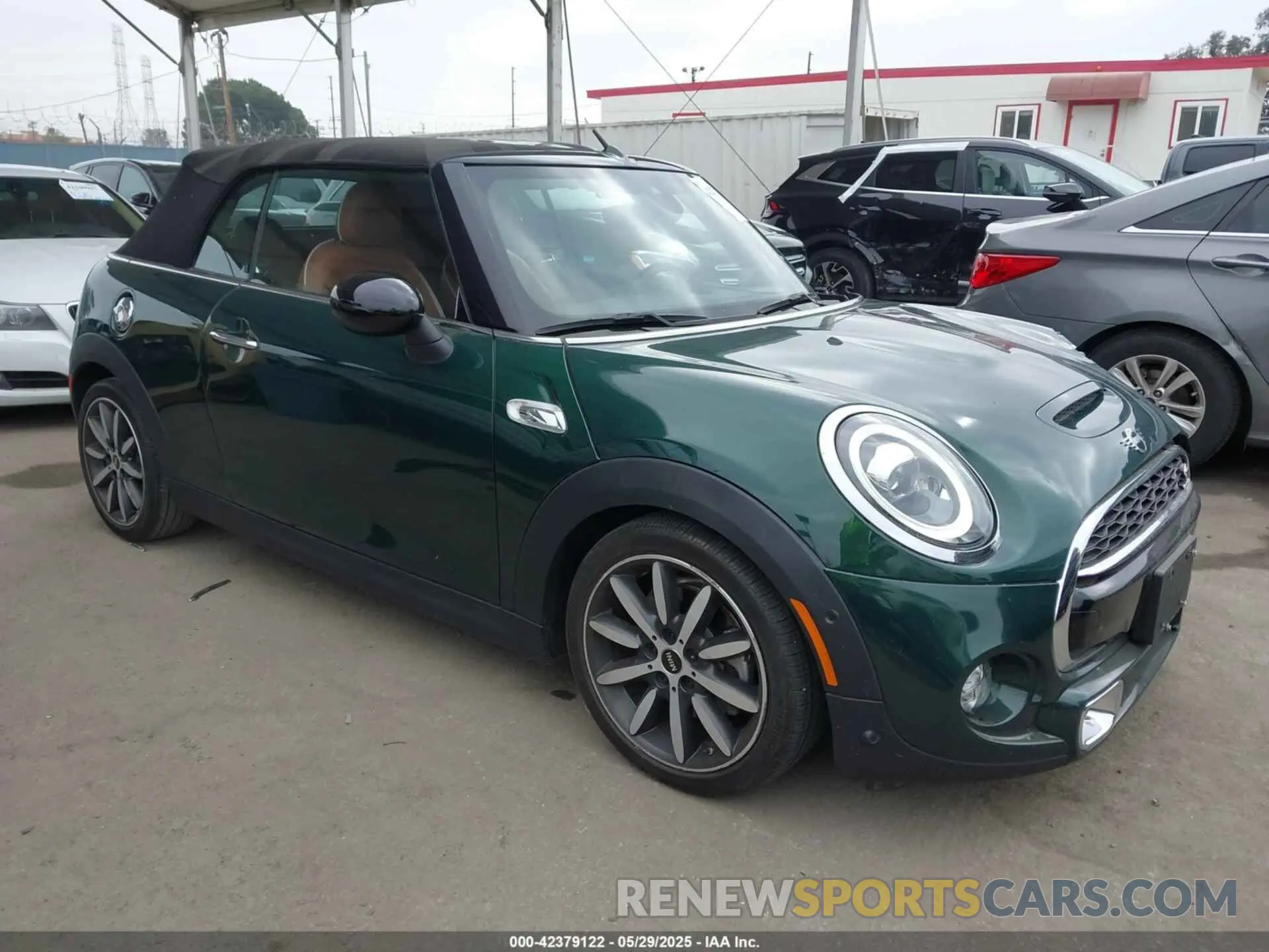 1 Photograph of a damaged car WMWWG9C5XK3E40620 MINI CONVERTIBLE 2019