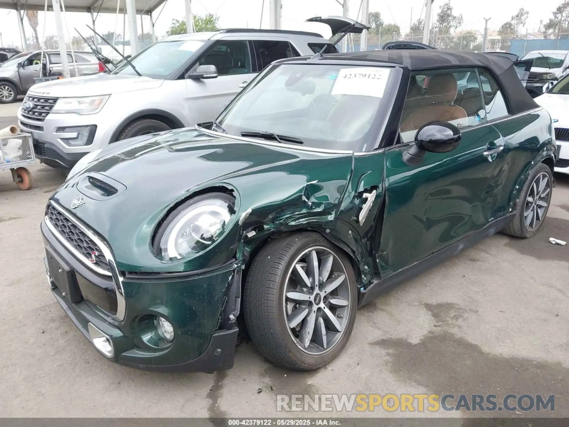2 Photograph of a damaged car WMWWG9C5XK3E40620 MINI CONVERTIBLE 2019