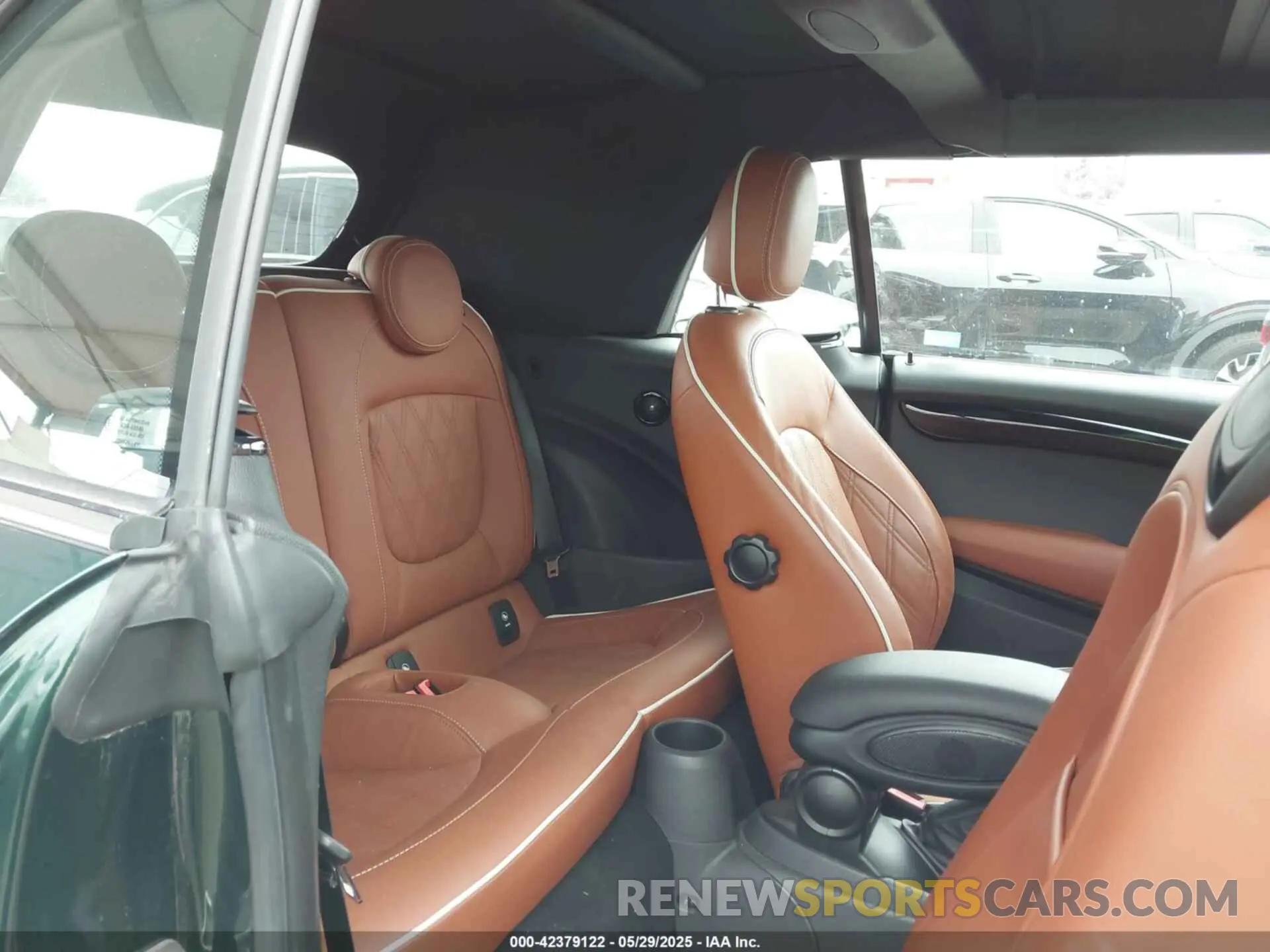 8 Photograph of a damaged car WMWWG9C5XK3E40620 MINI CONVERTIBLE 2019