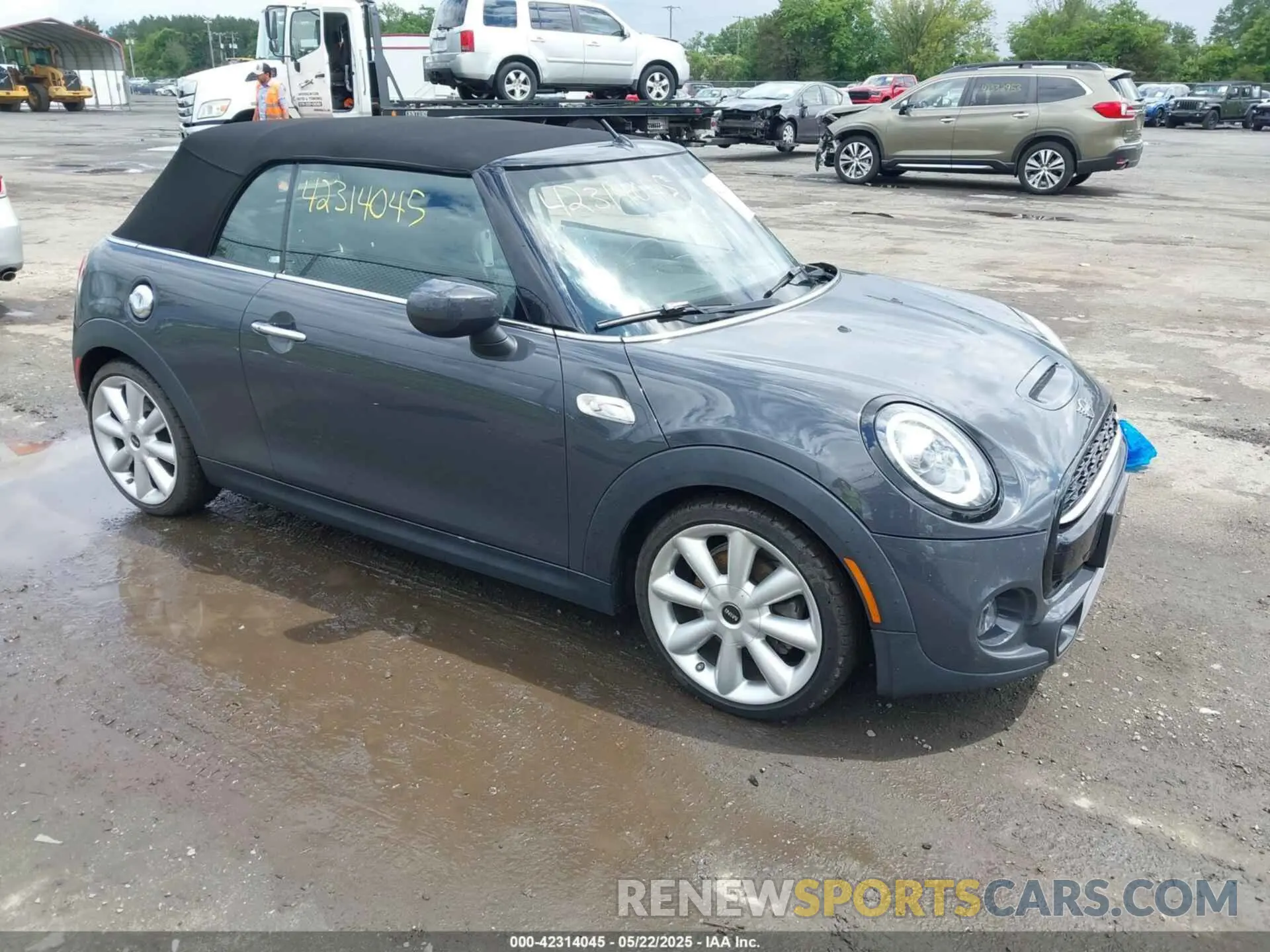 1 Photograph of a damaged car WMWWJ5C06M3M15700 MINI CONVERTIBLE 2021