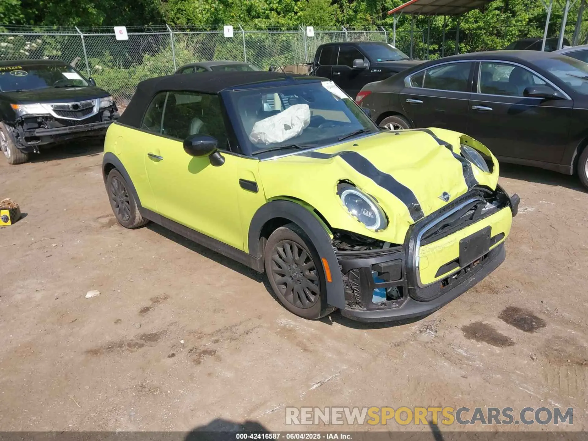 1 Photograph of a damaged car WMW23DL04N3N69911 MINI CONVERTIBLE 2022