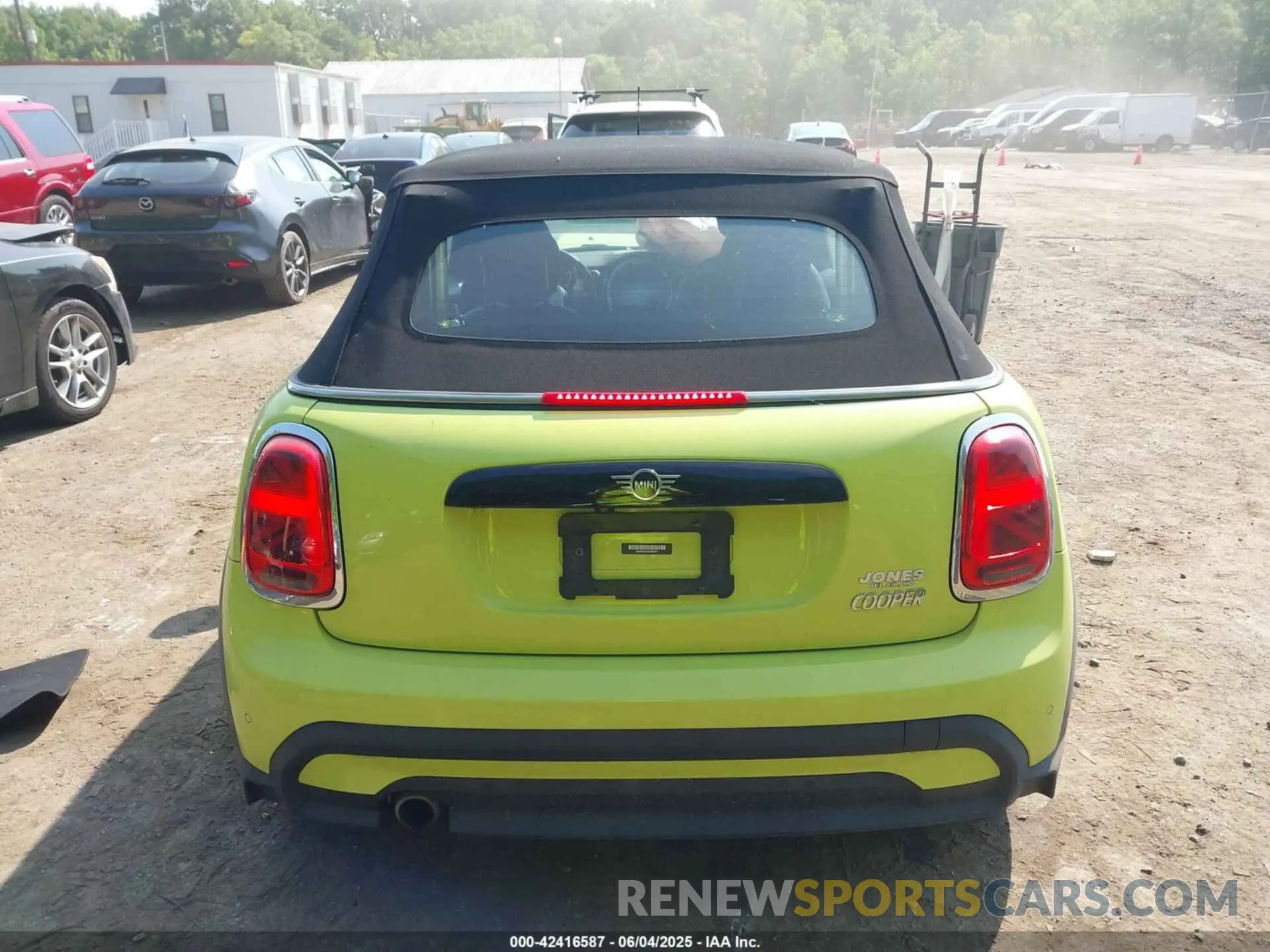 17 Photograph of a damaged car WMW23DL04N3N69911 MINI CONVERTIBLE 2022