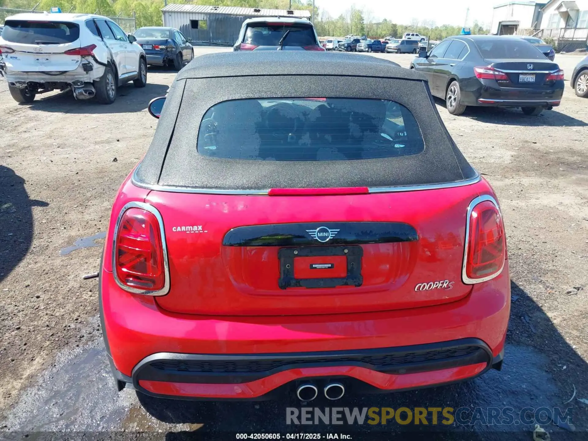 17 Photograph of a damaged car WMW43DL0XN3P17472 MINI CONVERTIBLE 2022