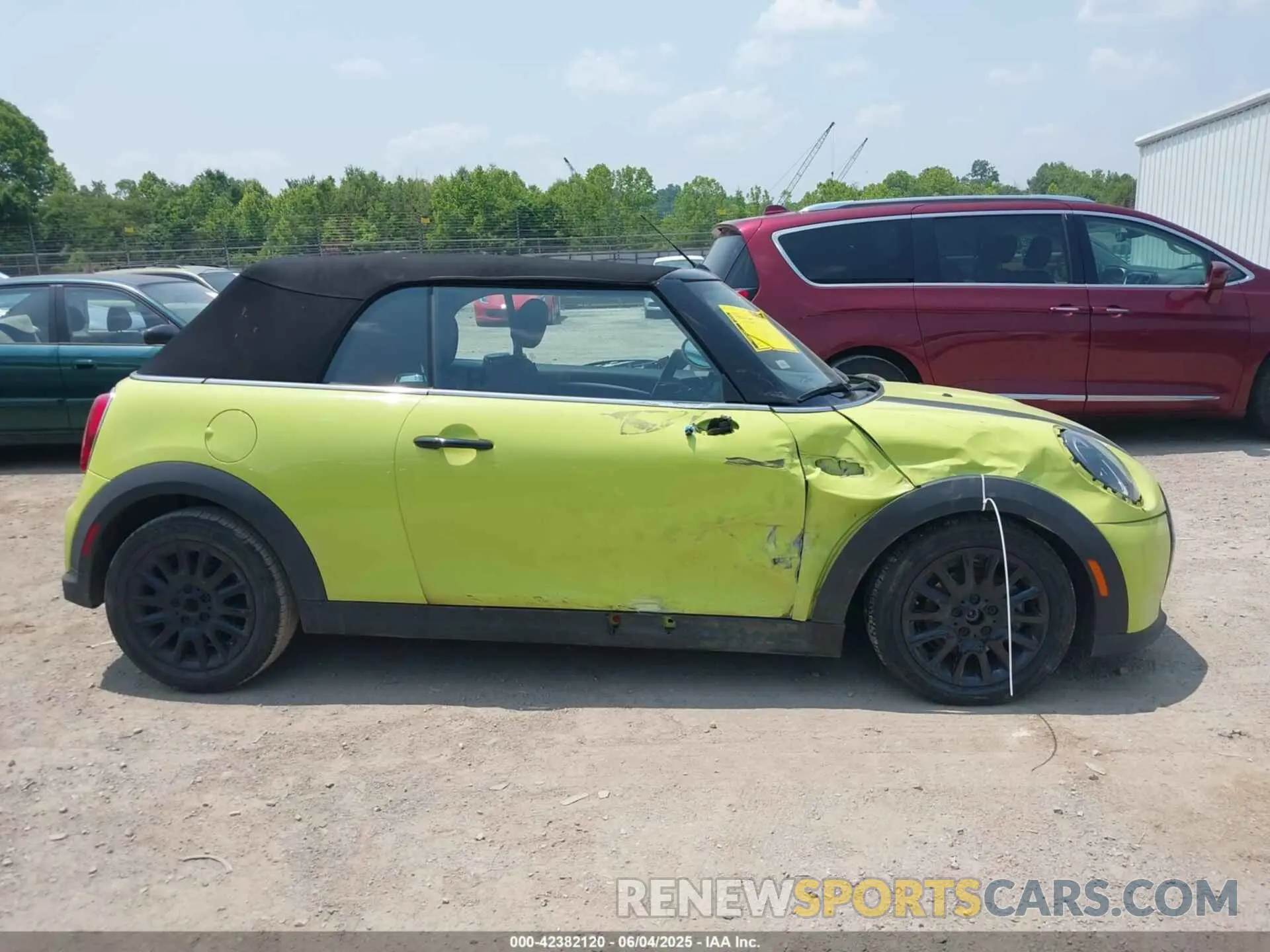 13 Photograph of a damaged car WMW23DL00P3R03046 MINI CONVERTIBLE 2023