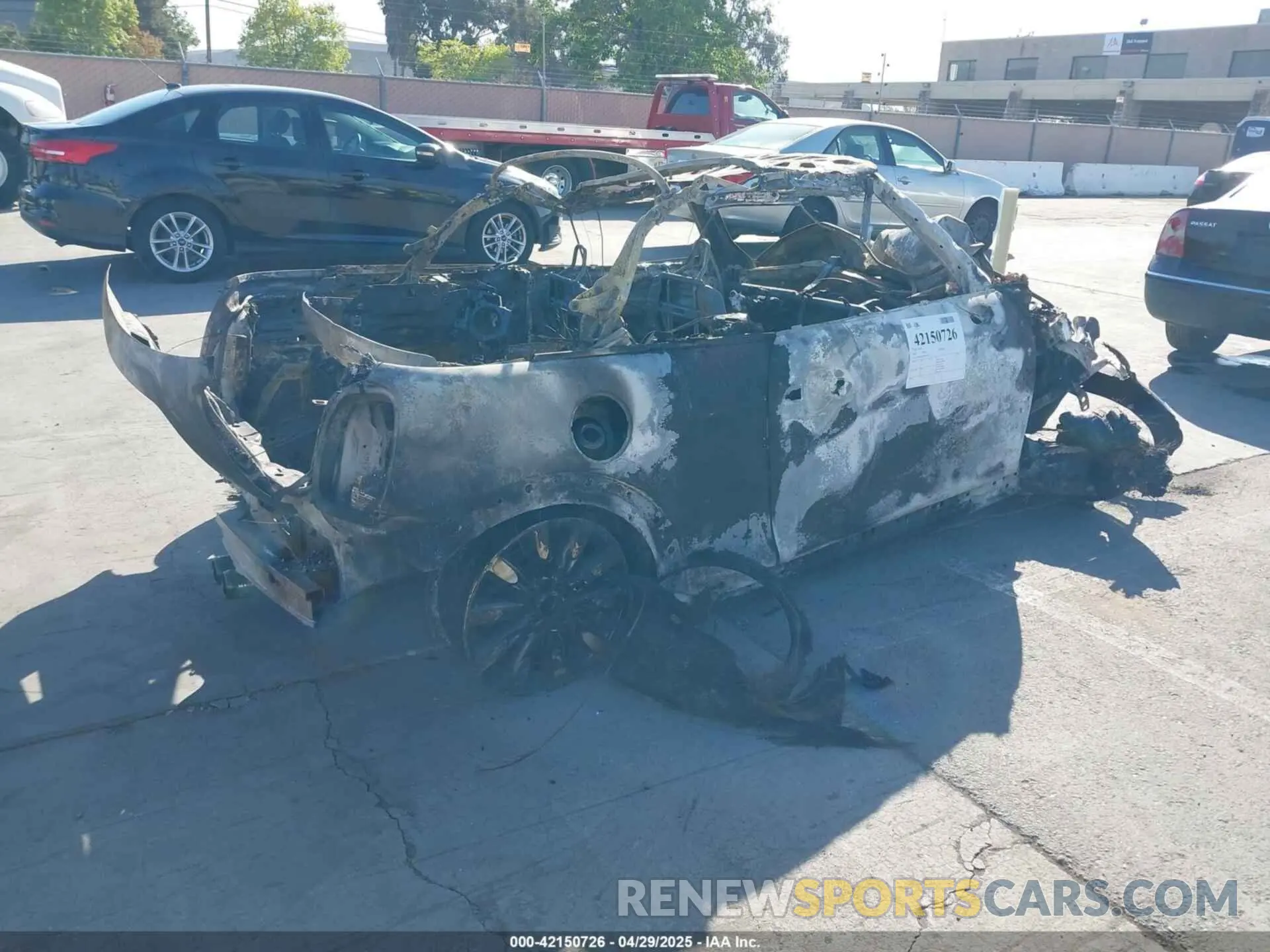 4 Photograph of a damaged car WMW43DL03P3P74342 MINI CONVERTIBLE 2023