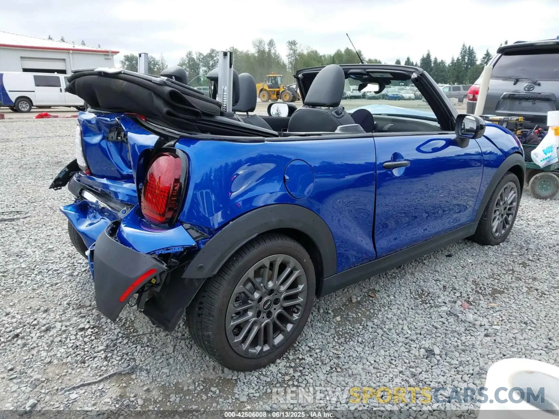 4 Photograph of a damaged car WMW23GX01S2X08664 MINI CONVERTIBLE 2025
