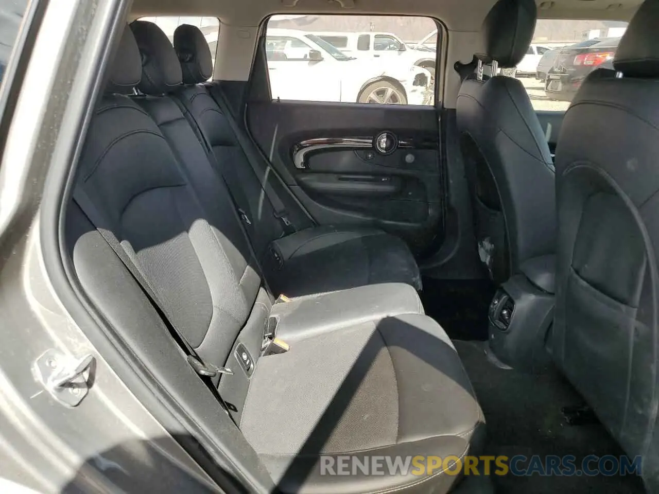 10 Photograph of a damaged car WMWLU5C57K2G04142 MINI COOPER 2019
