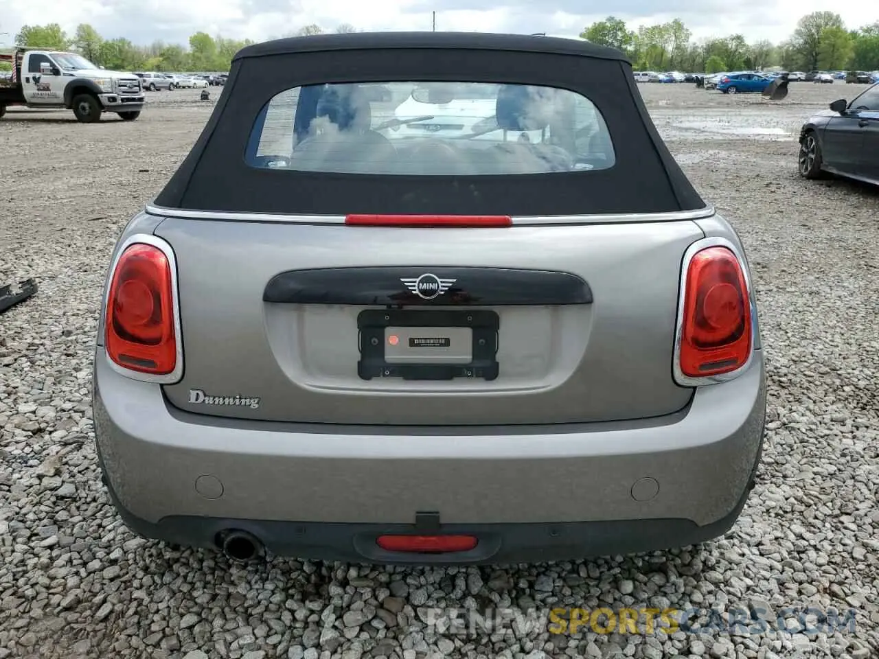 6 Photograph of a damaged car WMWWG5C55K3F79644 MINI COOPER 2019