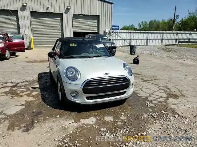 13 Photograph of a damaged car WMWWG5C5XK3H08462 MINI COOPER 2019