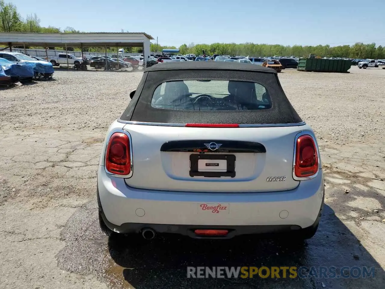 6 Photograph of a damaged car WMWWG5C5XK3H08462 MINI COOPER 2019