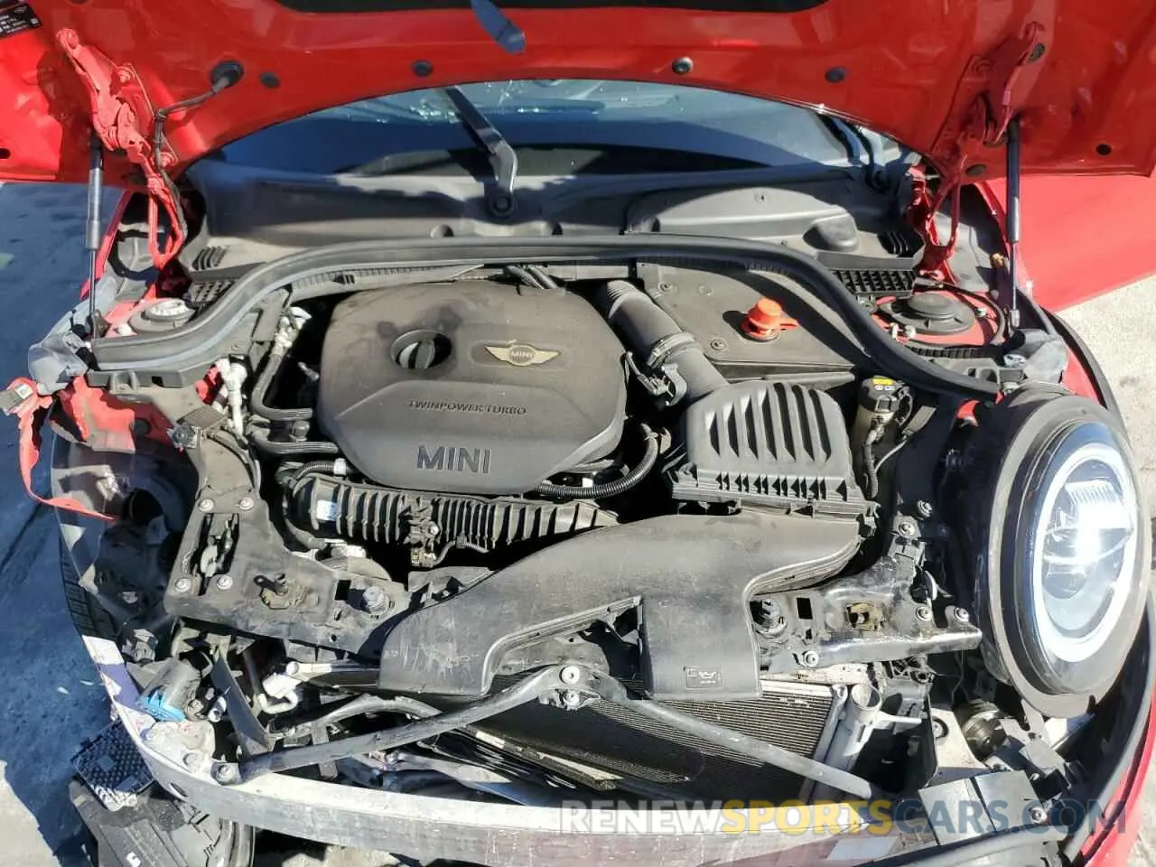 13 Photograph of a damaged car WMWWG9C53K3E40071 MINI COOPER 2019