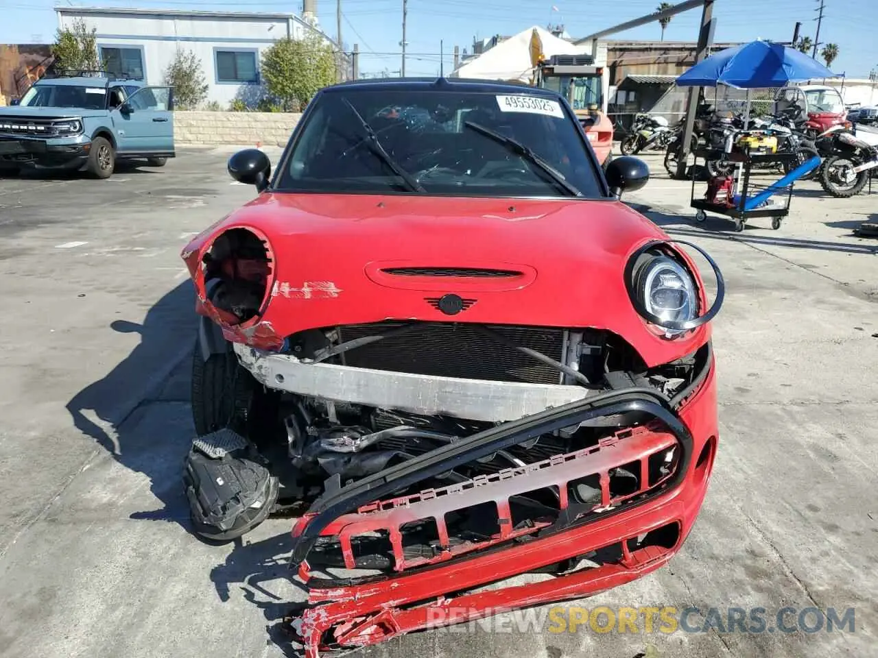 5 Photograph of a damaged car WMWWG9C53K3E40071 MINI COOPER 2019
