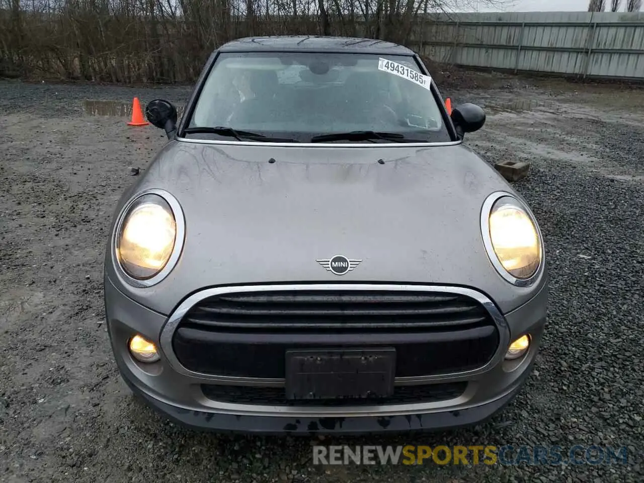 5 Photograph of a damaged car WMWXP5C56K2H31201 MINI COOPER 2019