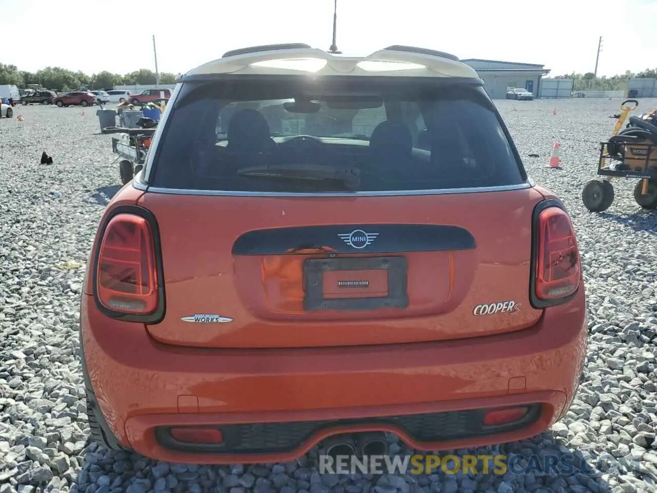 6 Photograph of a damaged car WMWXP7C50K2L00801 MINI COOPER 2019