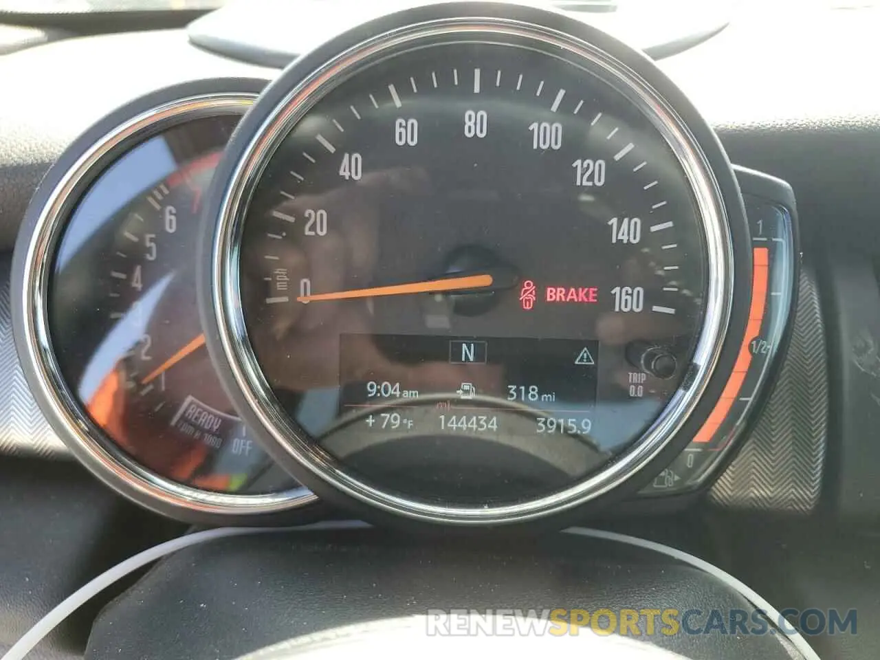 9 Photograph of a damaged car WMWXP7C50K2L00801 MINI COOPER 2019