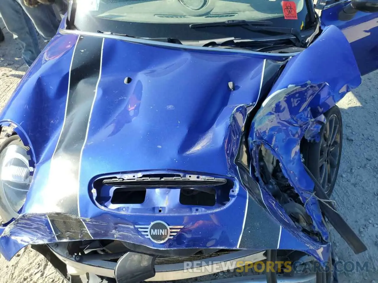 11 Photograph of a damaged car WMWXP7C52K2A50593 MINI COOPER 2019