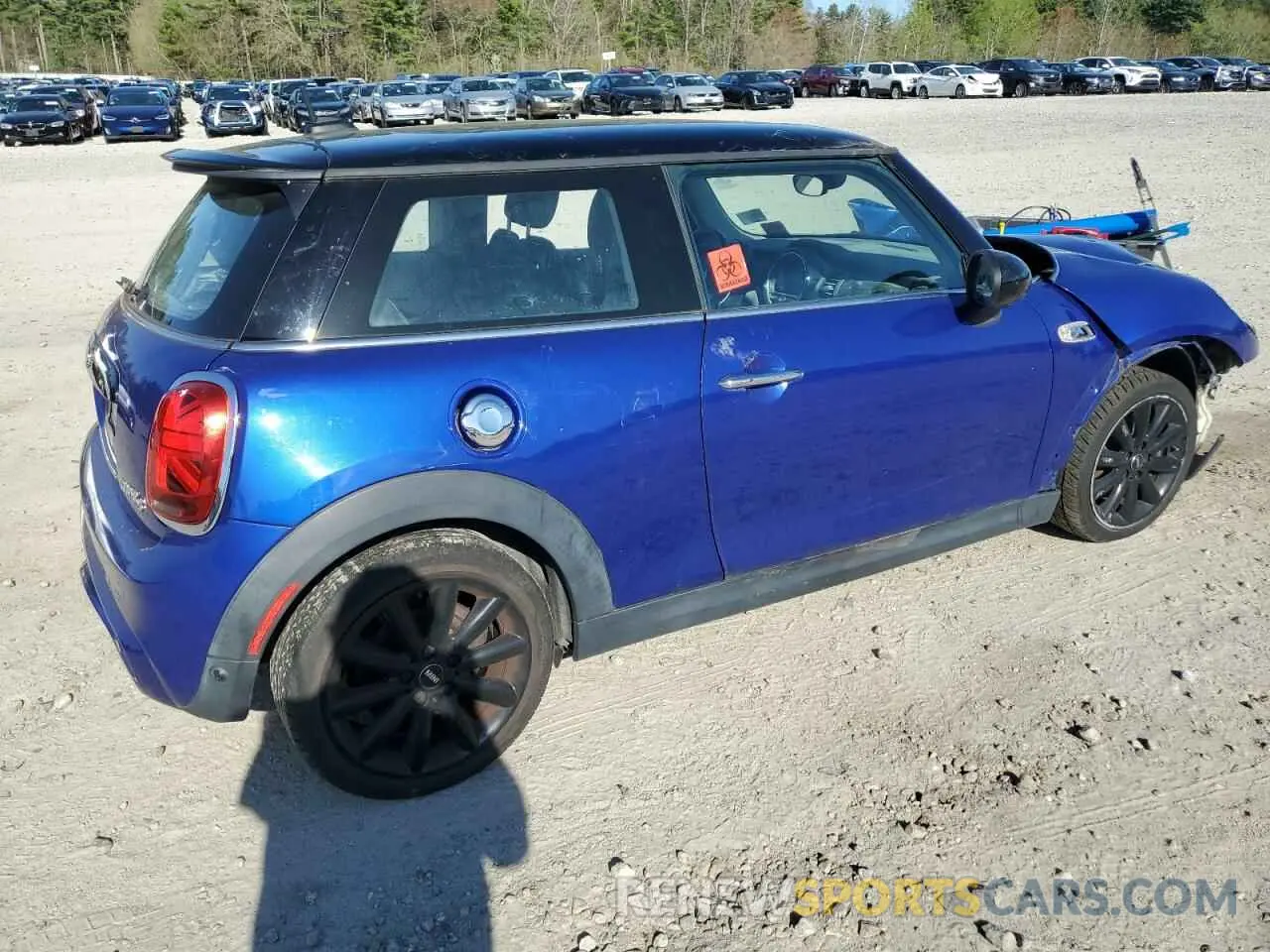 3 Photograph of a damaged car WMWXP7C52K2A50593 MINI COOPER 2019