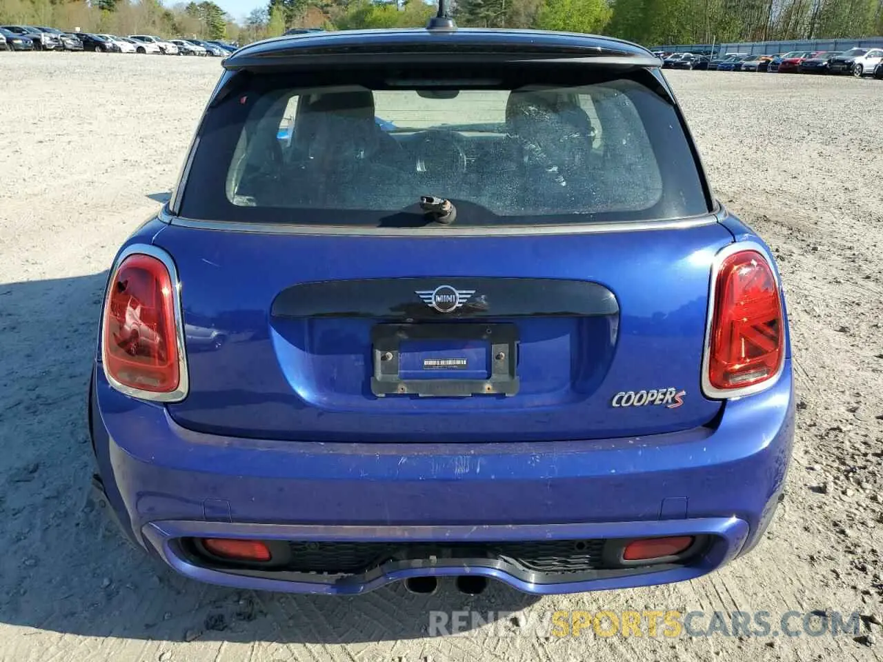 6 Photograph of a damaged car WMWXP7C52K2A50593 MINI COOPER 2019