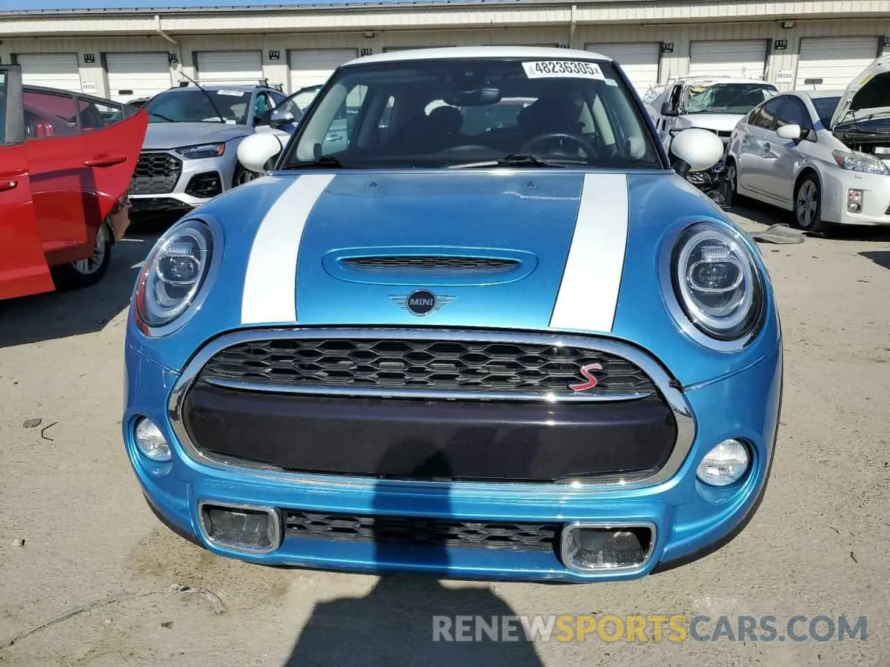 5 Photograph of a damaged car WMWXP7C52K2A50805 MINI COOPER 2019