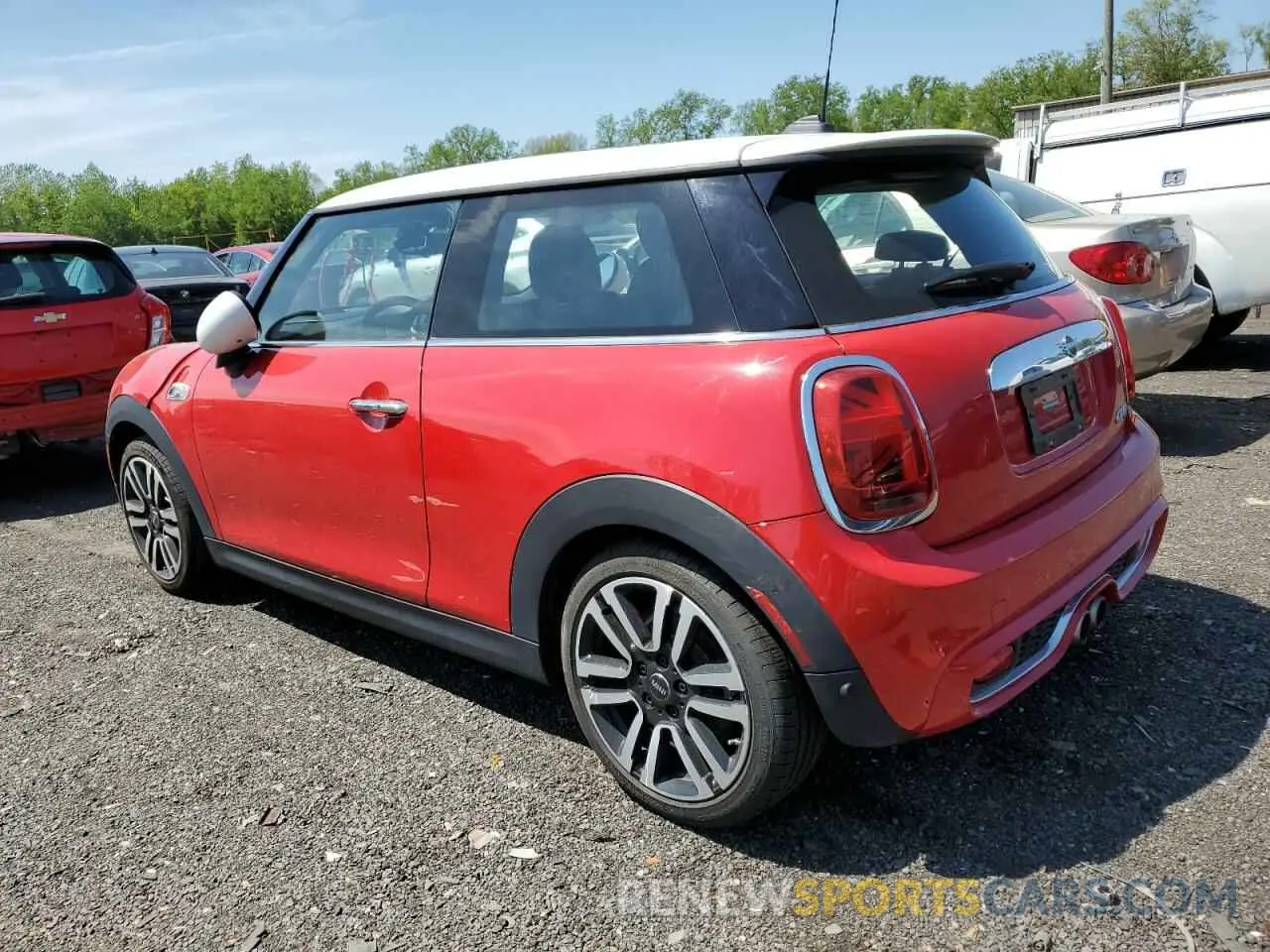 2 Photograph of a damaged car WMWXP7C59K2A53202 MINI COOPER 2019
