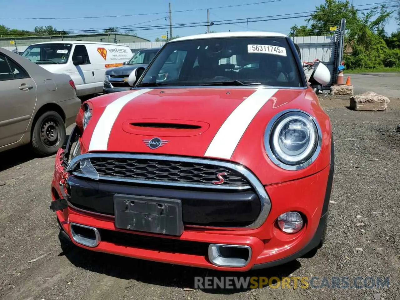 5 Photograph of a damaged car WMWXP7C59K2A53202 MINI COOPER 2019