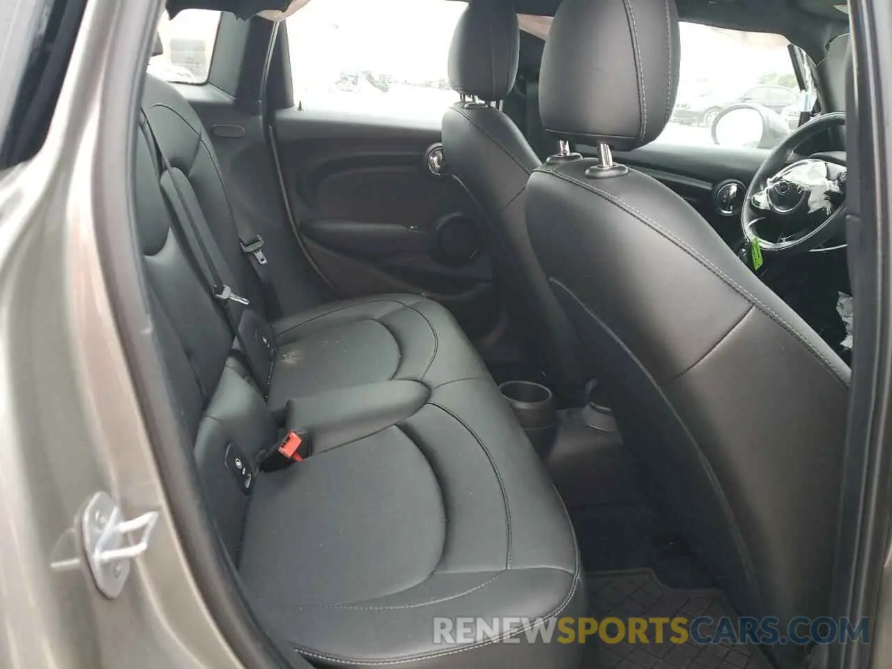 10 Photograph of a damaged car WMWXU1C53K2J02056 MINI COOPER 2019